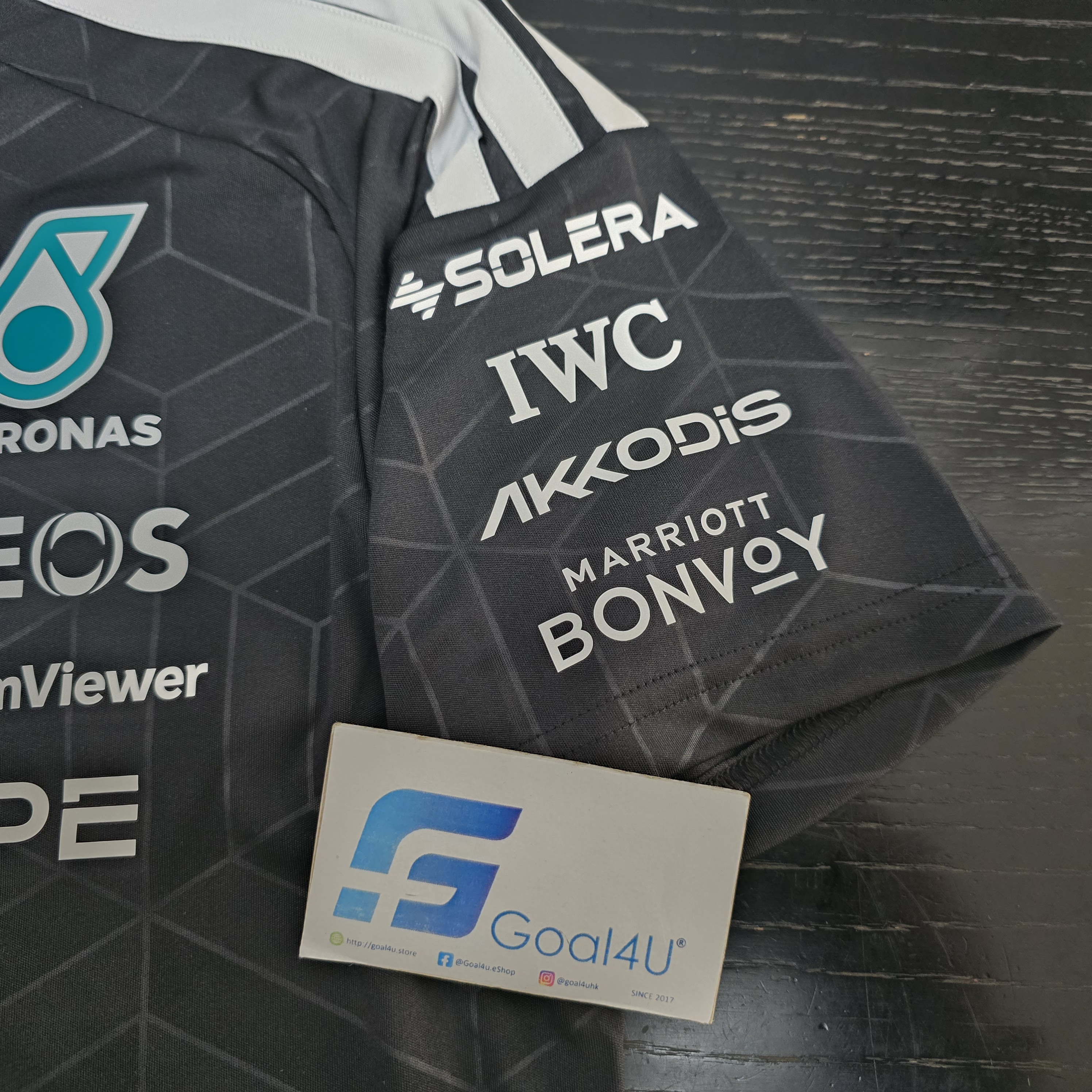 #部分碼現貨 Adidas F1 Mercedes Benz 平治車隊 2026 黑色車手短袖隊服 KF0161