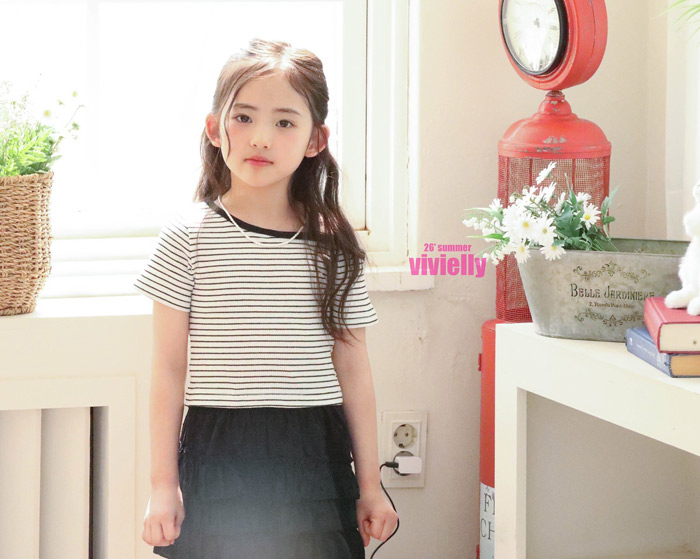 🇰🇷Vivielly tee