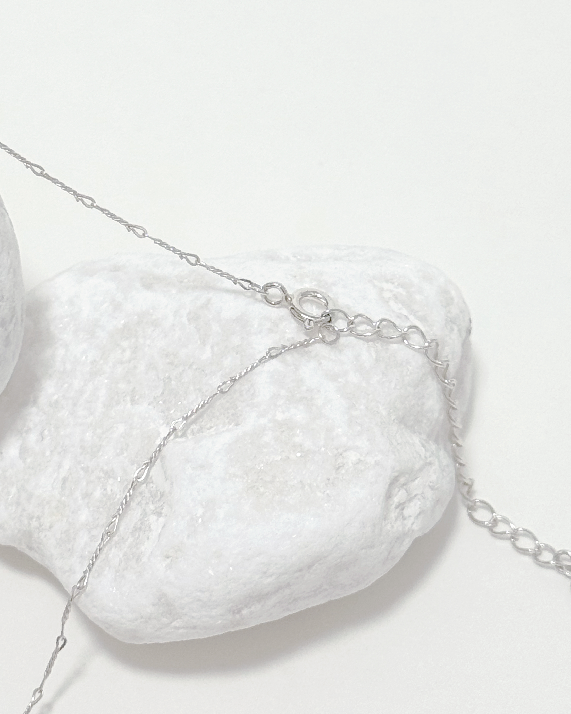 Ultra Fine Swirl Necklace