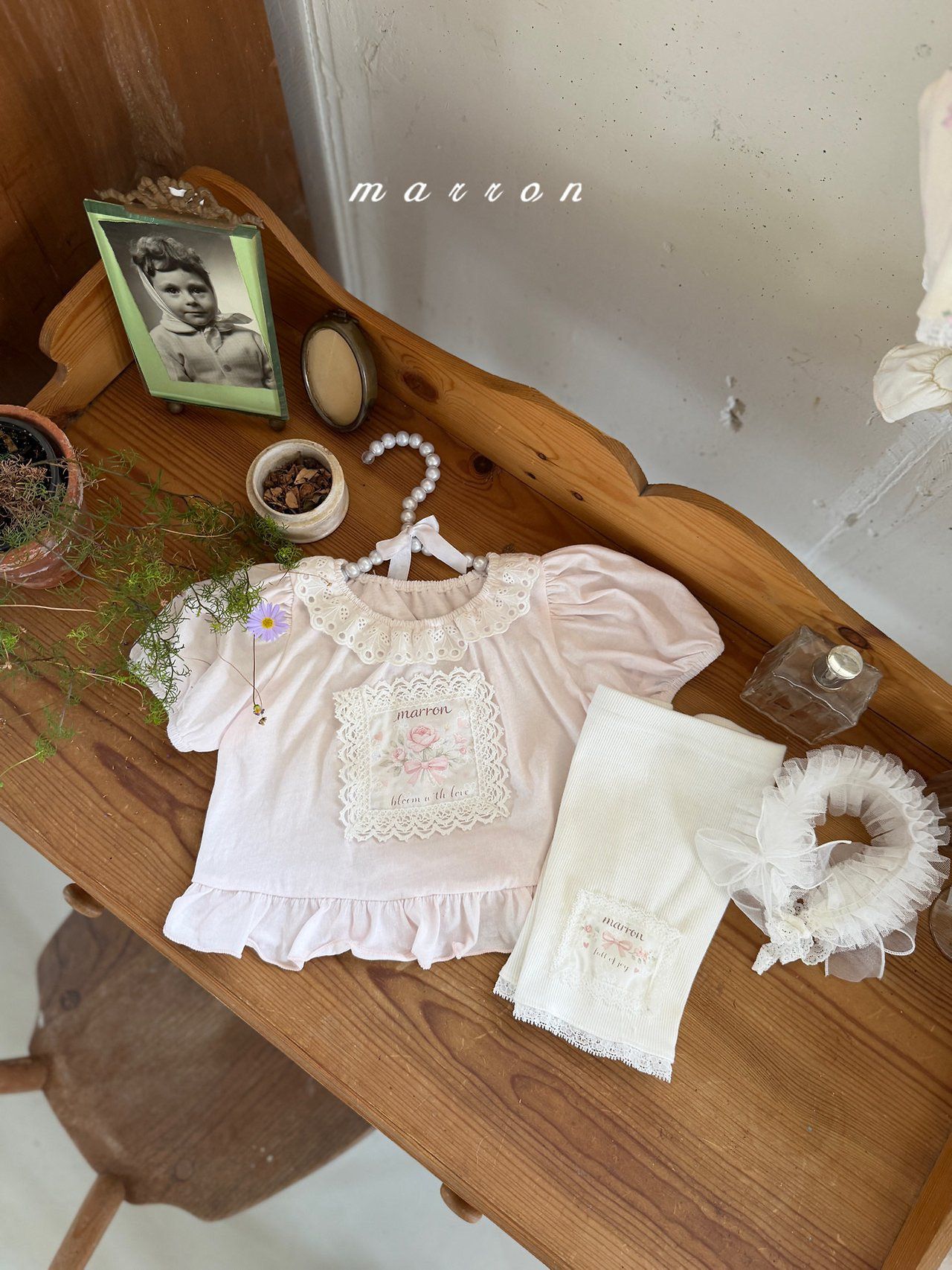 AW4229 Top