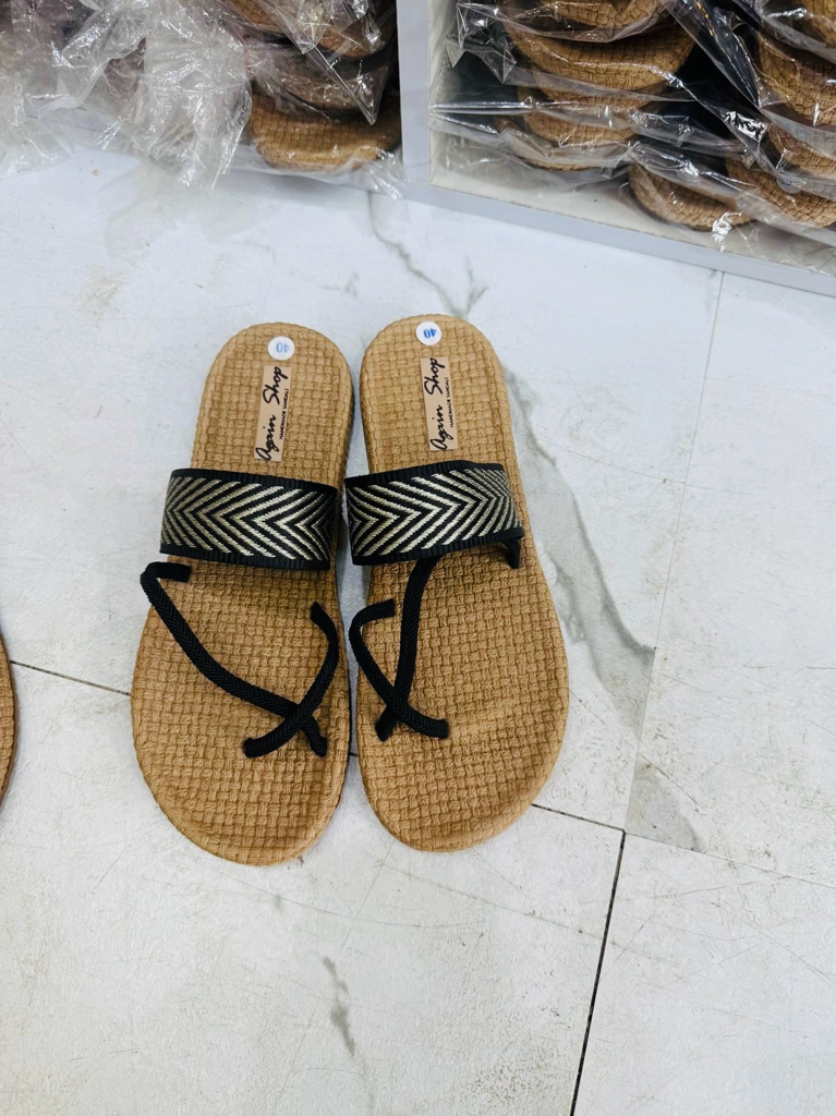 泰國直送 泰國人手製作涼鞋L-P款