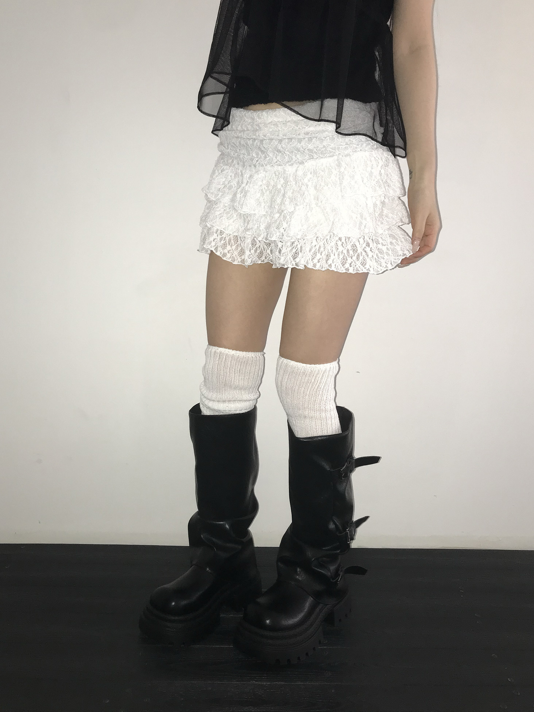 Tiered Ruffled Lace Mini Skirt