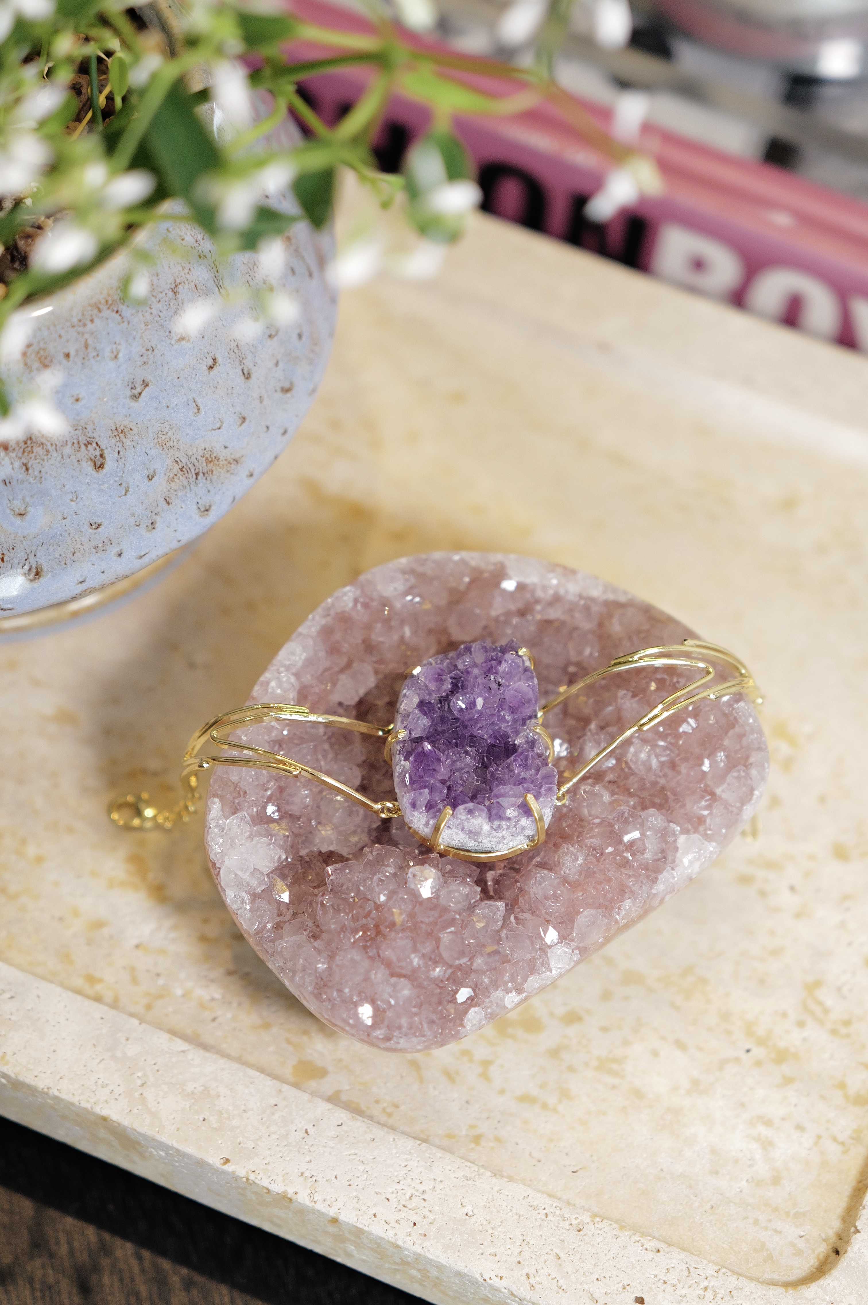 ༒8.4cm淡芋頭紫 晶牙花閃閃 紫水晶小窩༒ AM.7049CA8G37M-RA*2NA-