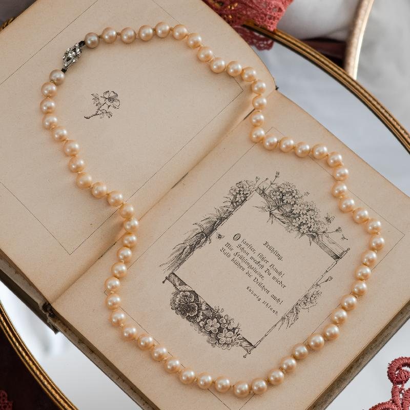 c.a. 1960s England Hand Knotted Champagne Rose Glass Pearl Necklace - 60cm (EC511)