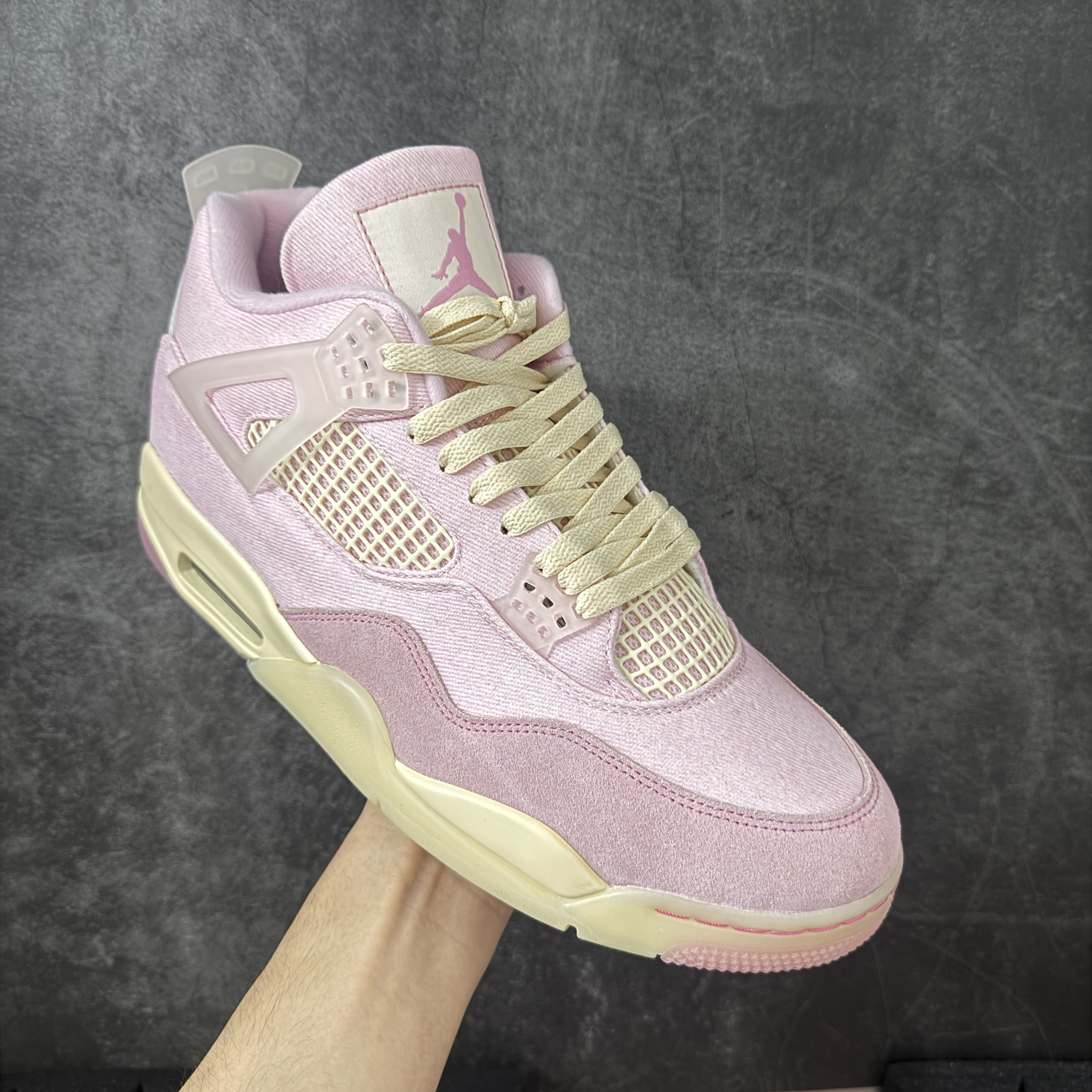 Nike Air Jordan 4 Retro IB6716-600