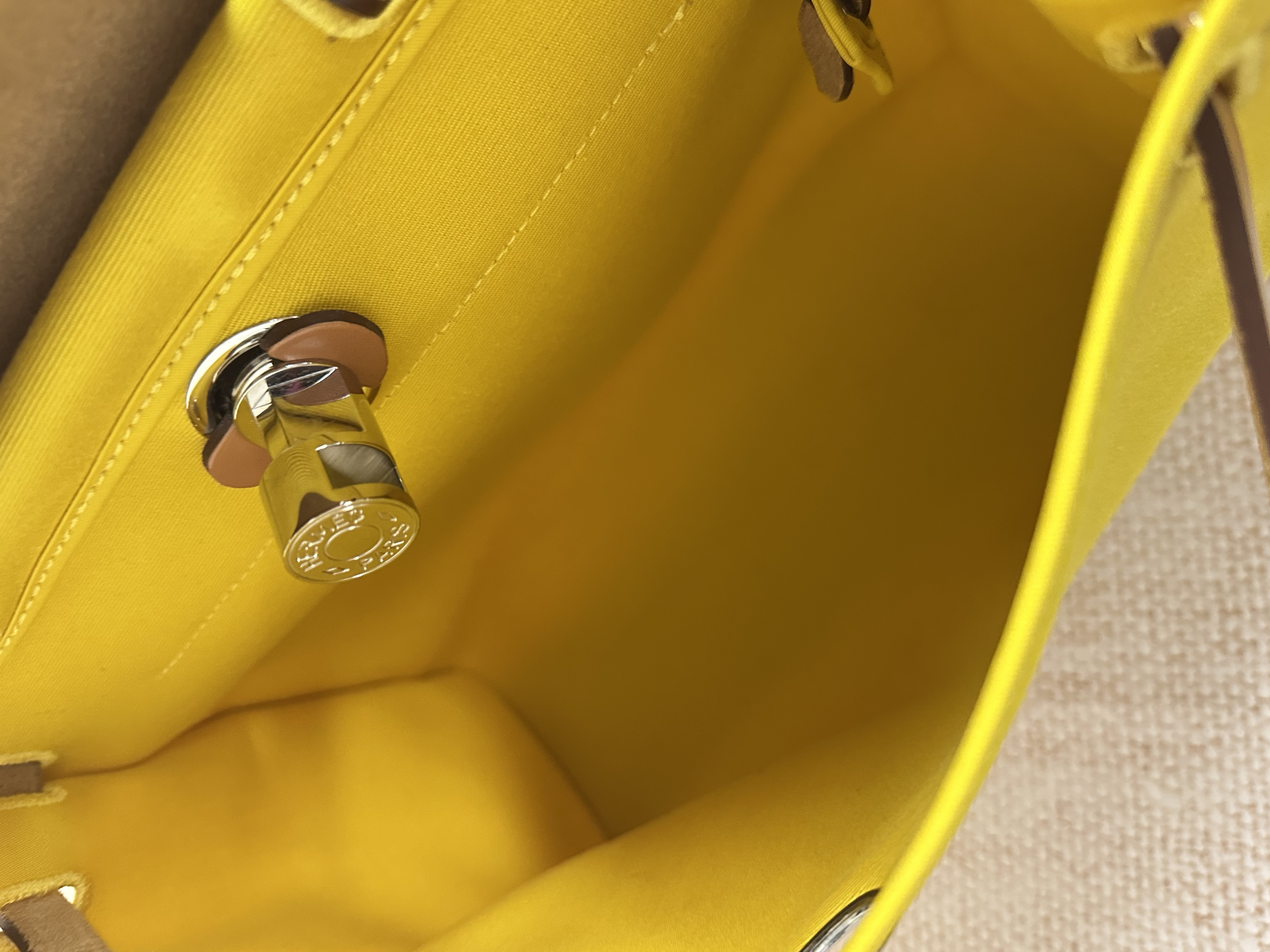 Pre-owned Hermes Herbag/ Stamp Y/ Product Code: 26041604