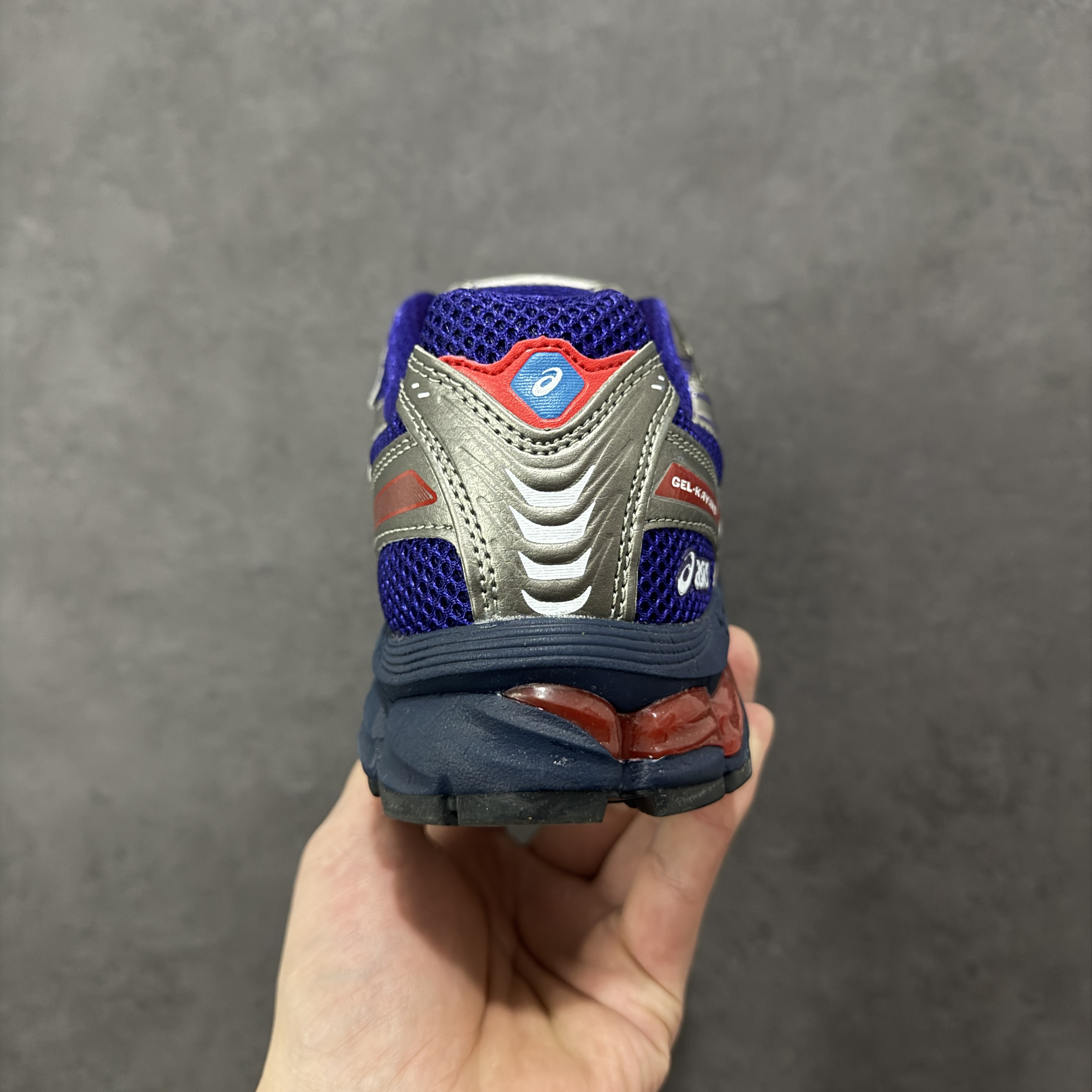 ASICS Gel-Kayano 12.1