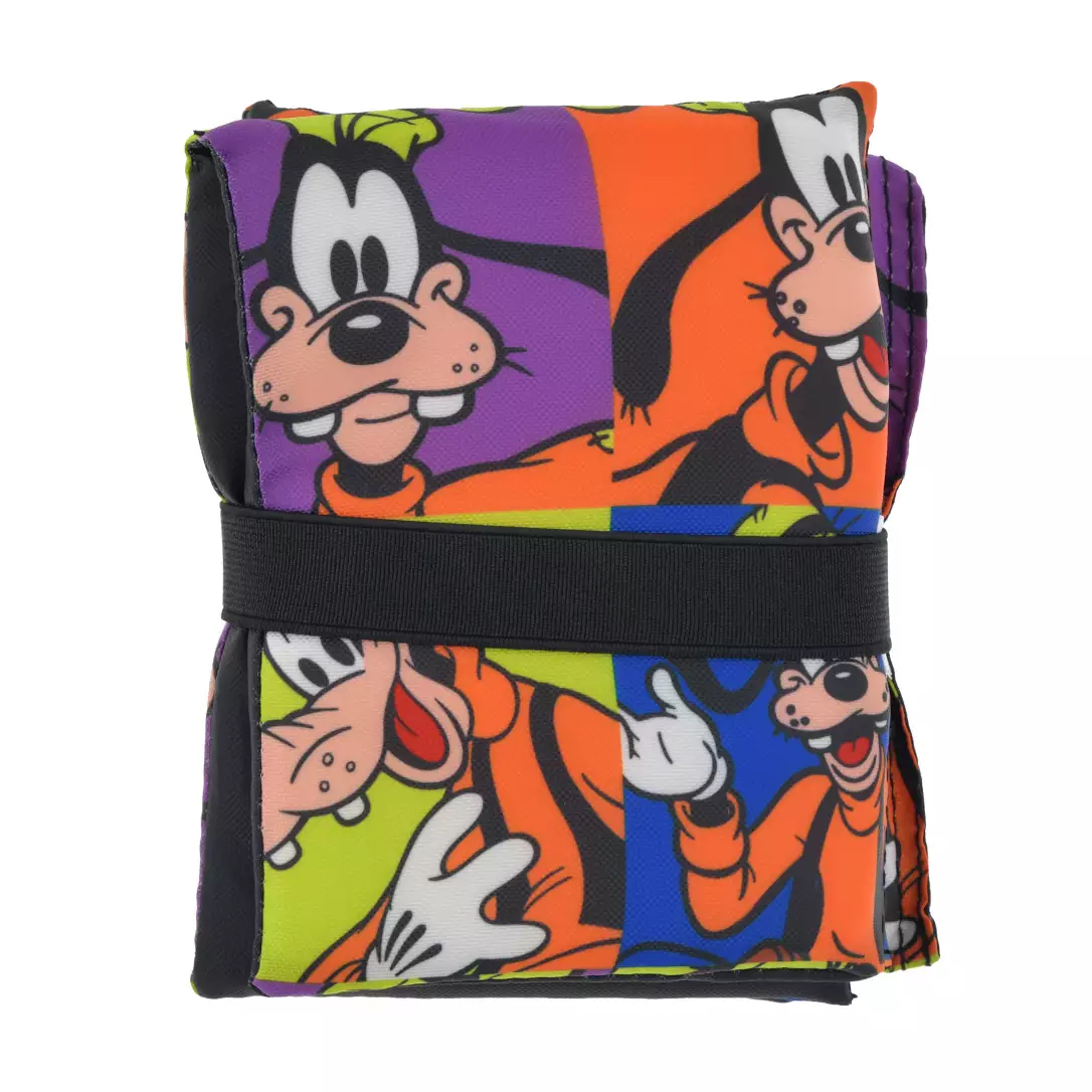 🎀【預訂】GOOFY FASHION 坐墊附收納袋和登山扣