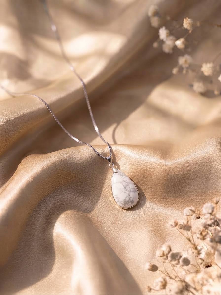 CPNK0068 - Crystal Pendant Necklace 