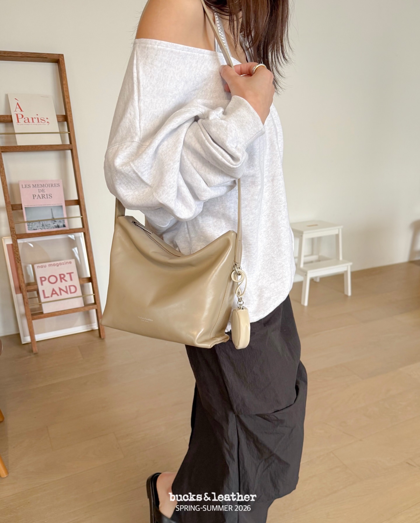 預購_牛皮亮面 Low Bag (S) By Bucks & leather