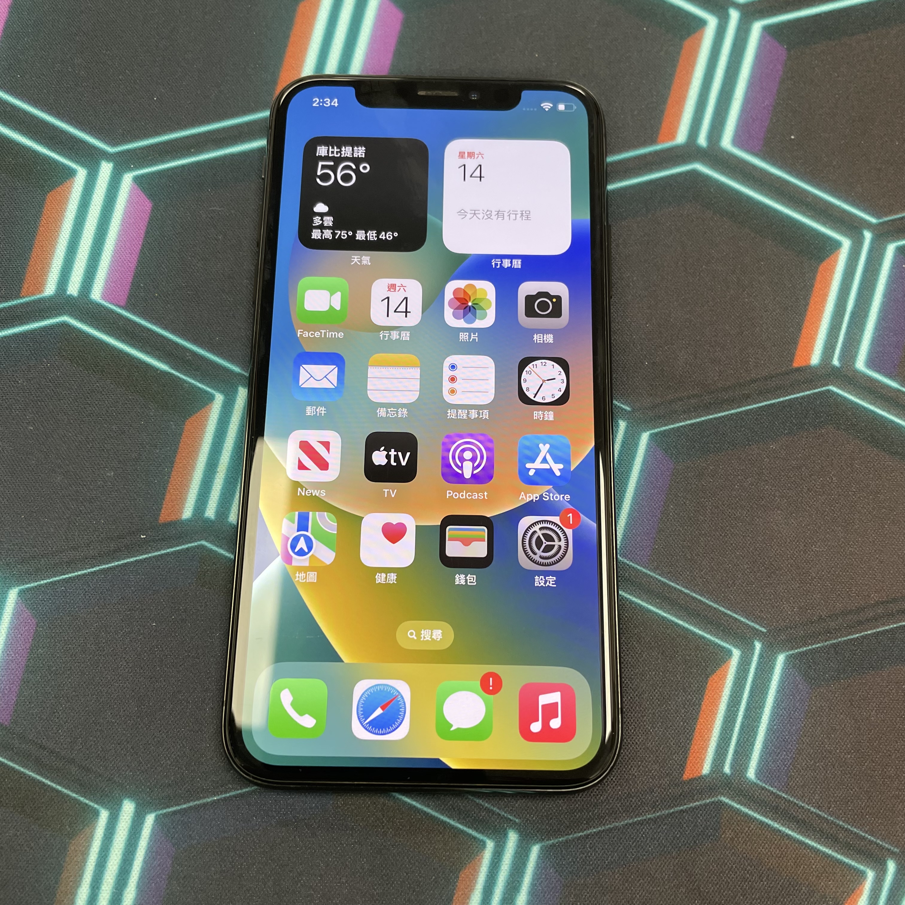 *6134 X 超靚機 64GB 電82 黑色 black