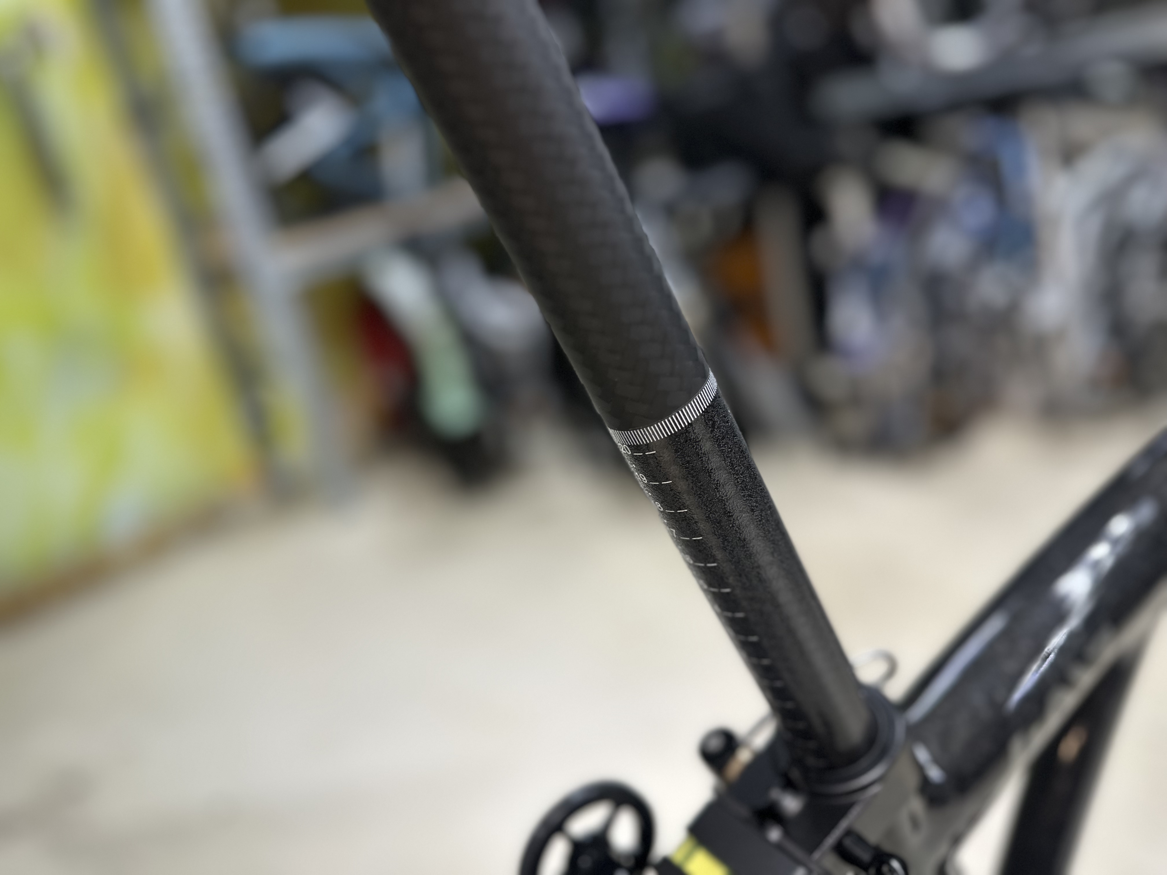 Java Neo 349 carbon + Blastwave carbon wheel 