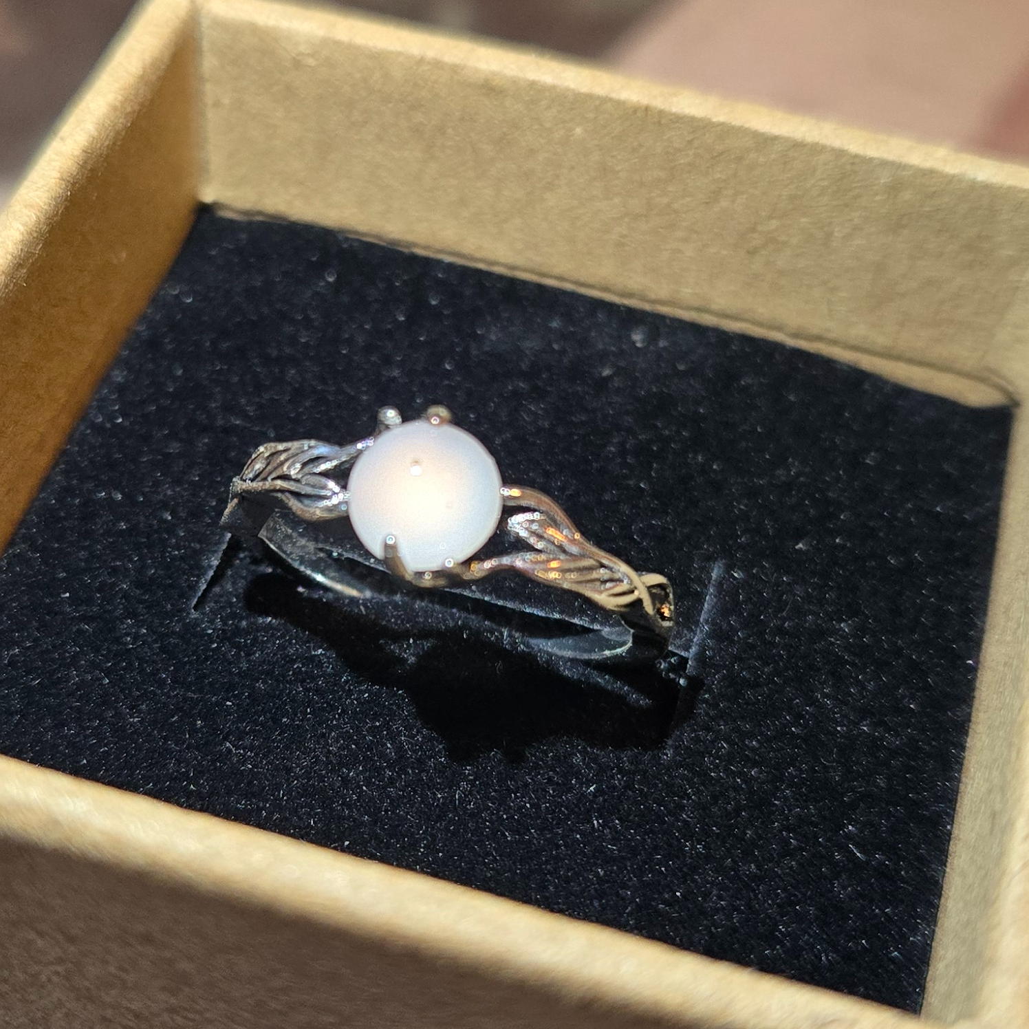 氣質樹葉子月光石魔法指環 Elegant Leaf Moonstone Magick Ring