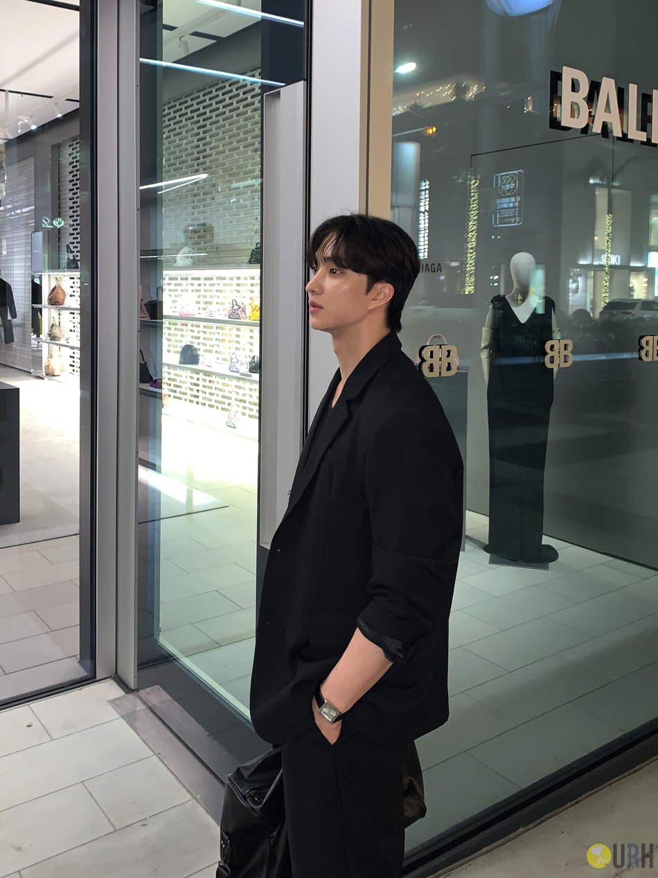 【100%保證韓國直送】韓國品牌原創系列 輕盈垂墜兩款褲型可選極簡西裝套裝 🧥 [3 color] RL114916