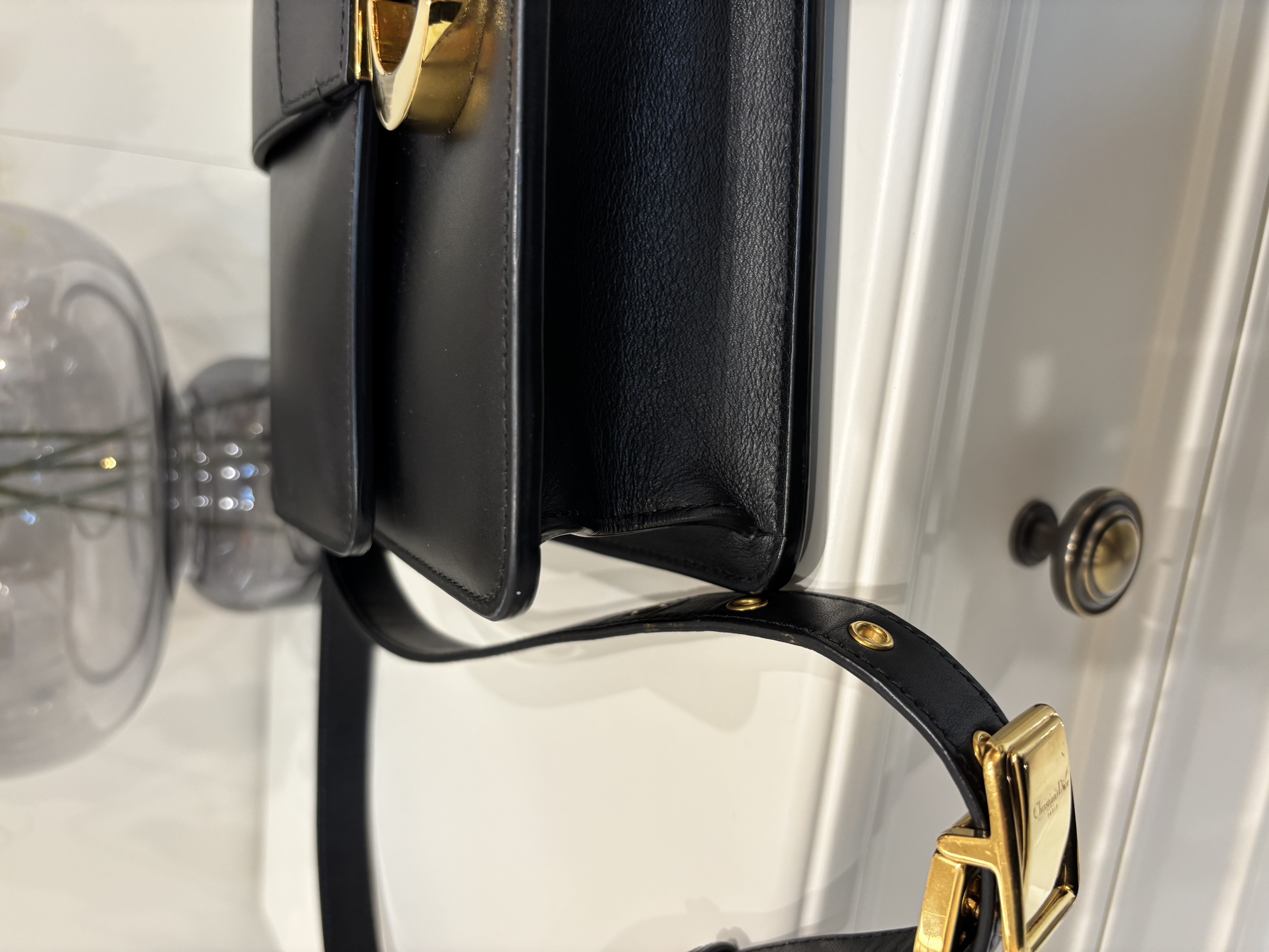 Dior Montaigne 30 Crossbody Bag 黑金 100%Authentic, 90%New ✅ certificate