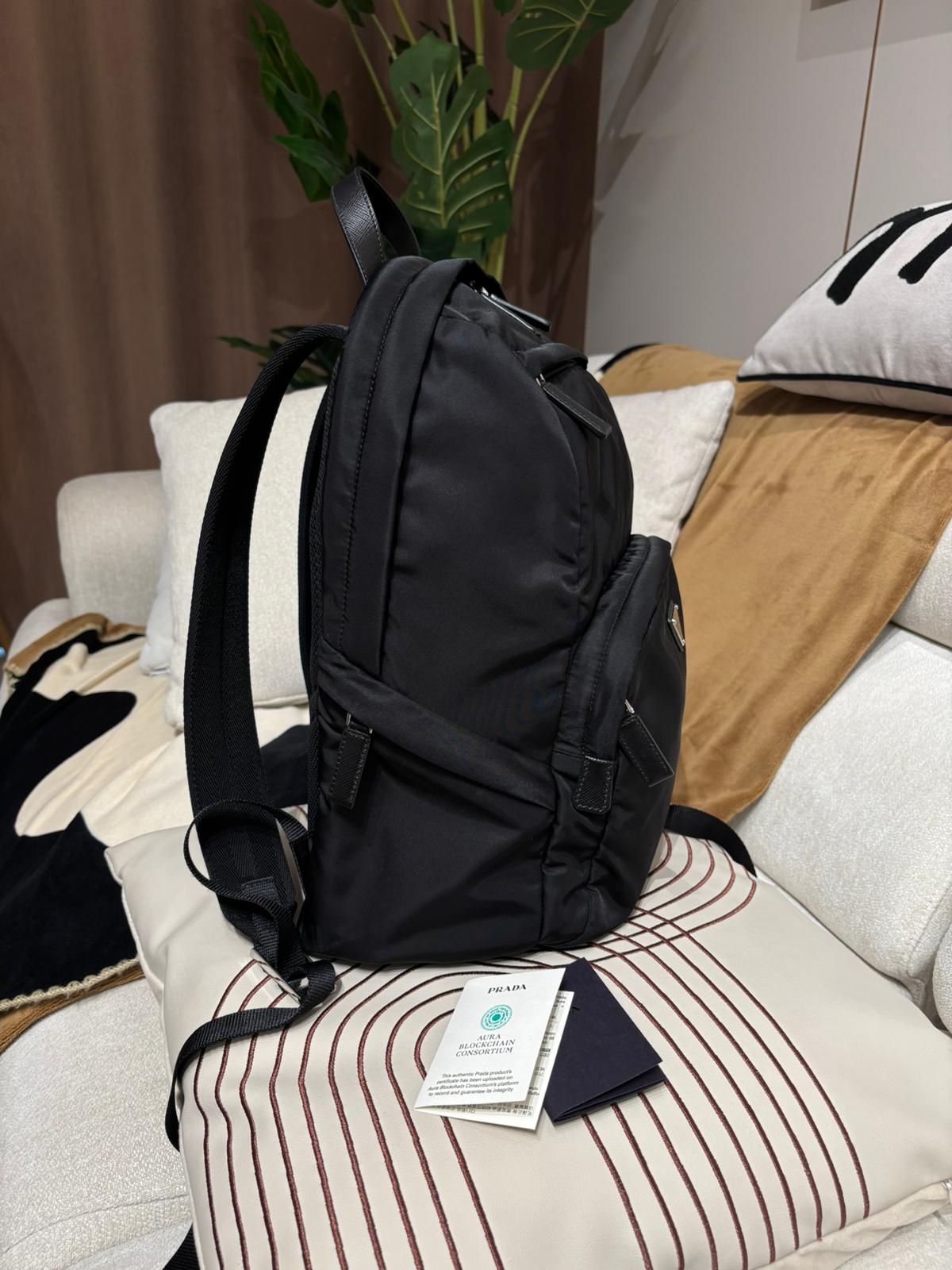 Prada re-nylon backpack  NFC ,100%Authentic ,98%new ✅ certificate card✅dust bag 🩵 專門店售價$19,500📣 
