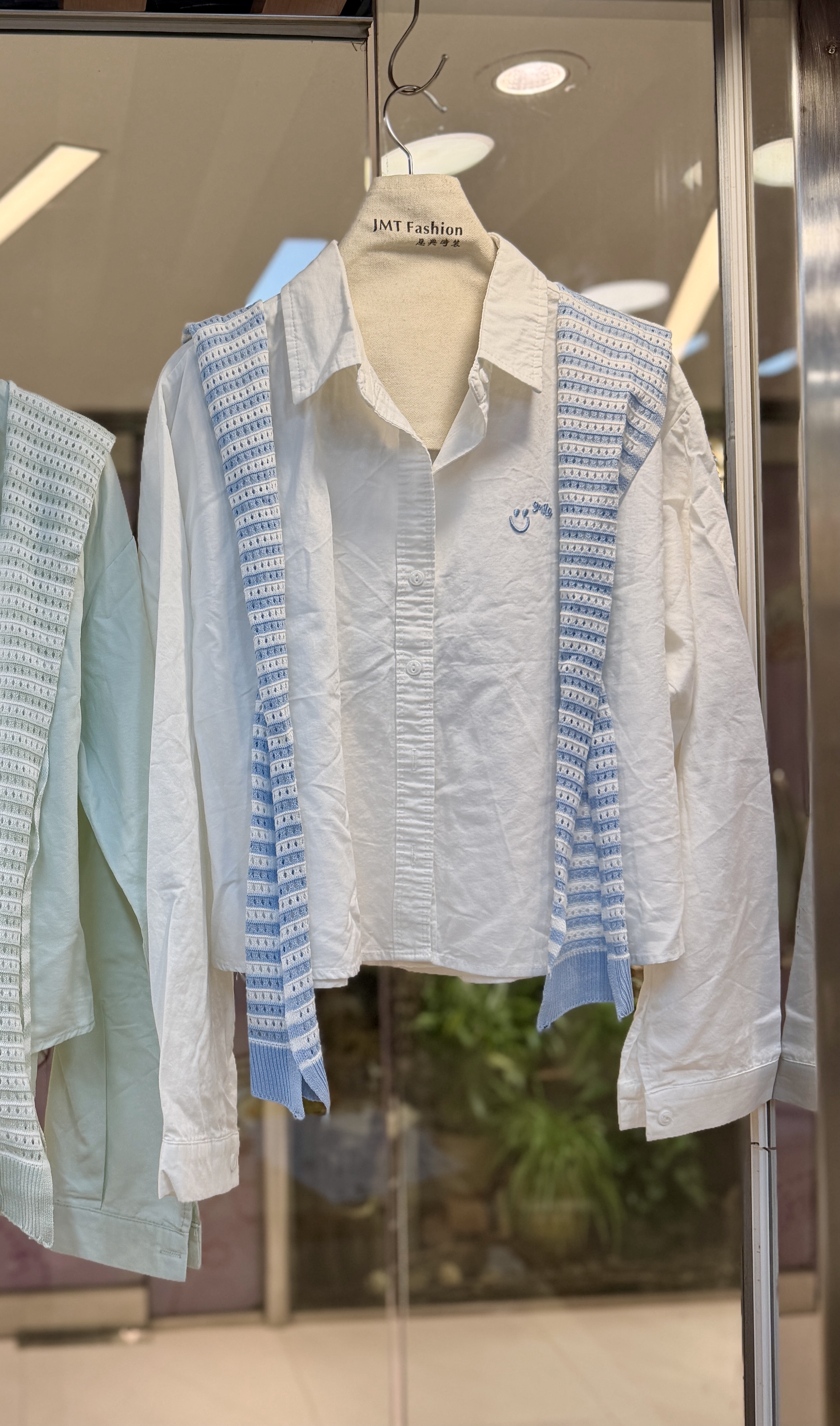 連披肩恤 M270 8109548269