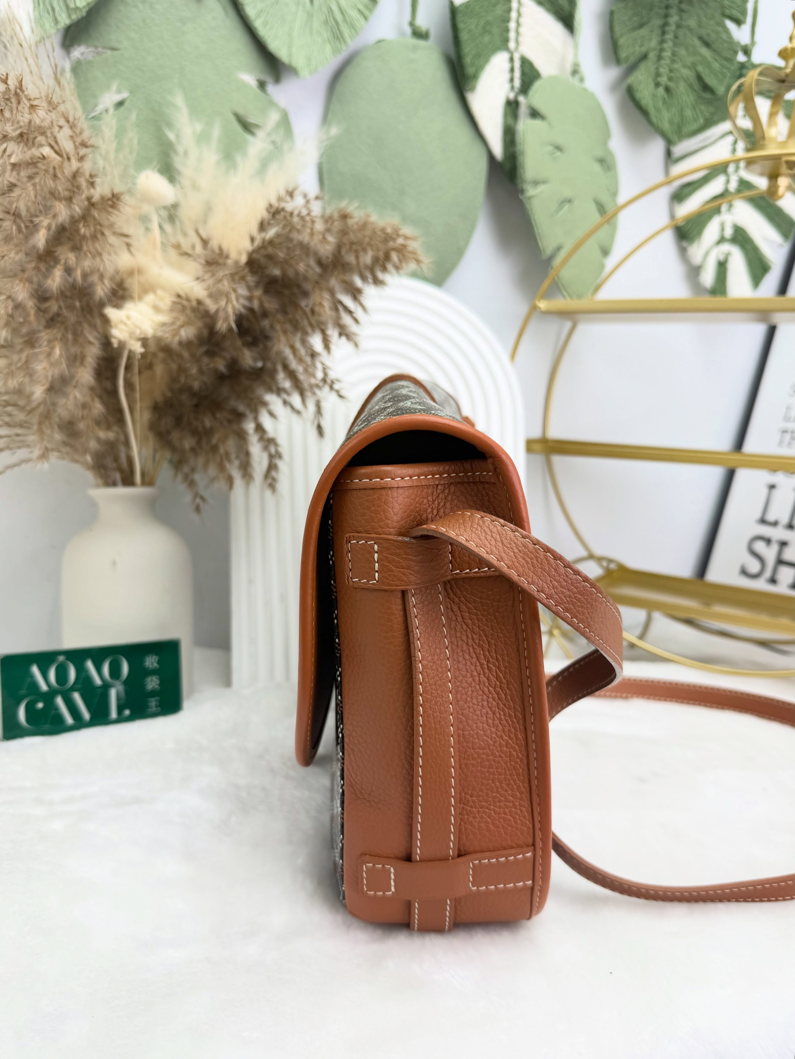 👜 PRE OWNED 🛍️郵差包mm size黑棕色🖤🤎
