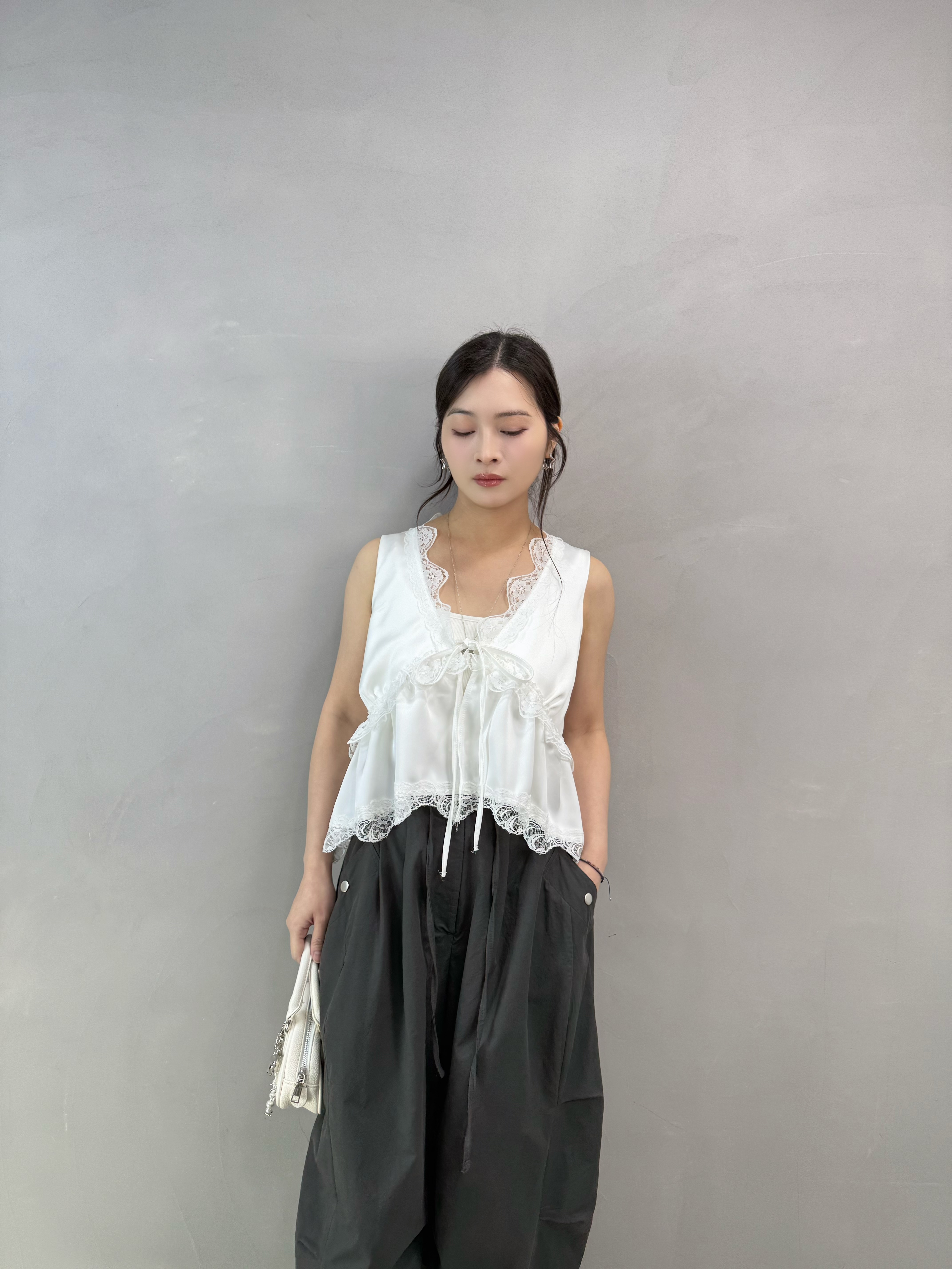 Y60 高級Lace邊絲背心