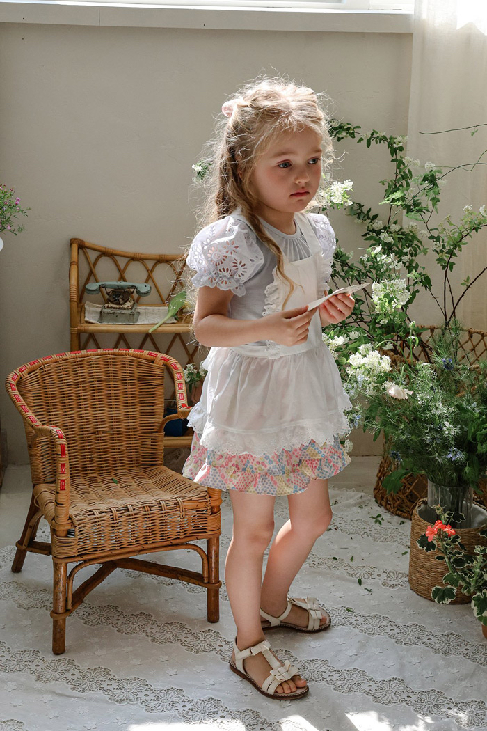 🇰🇷Puella_Flo tee