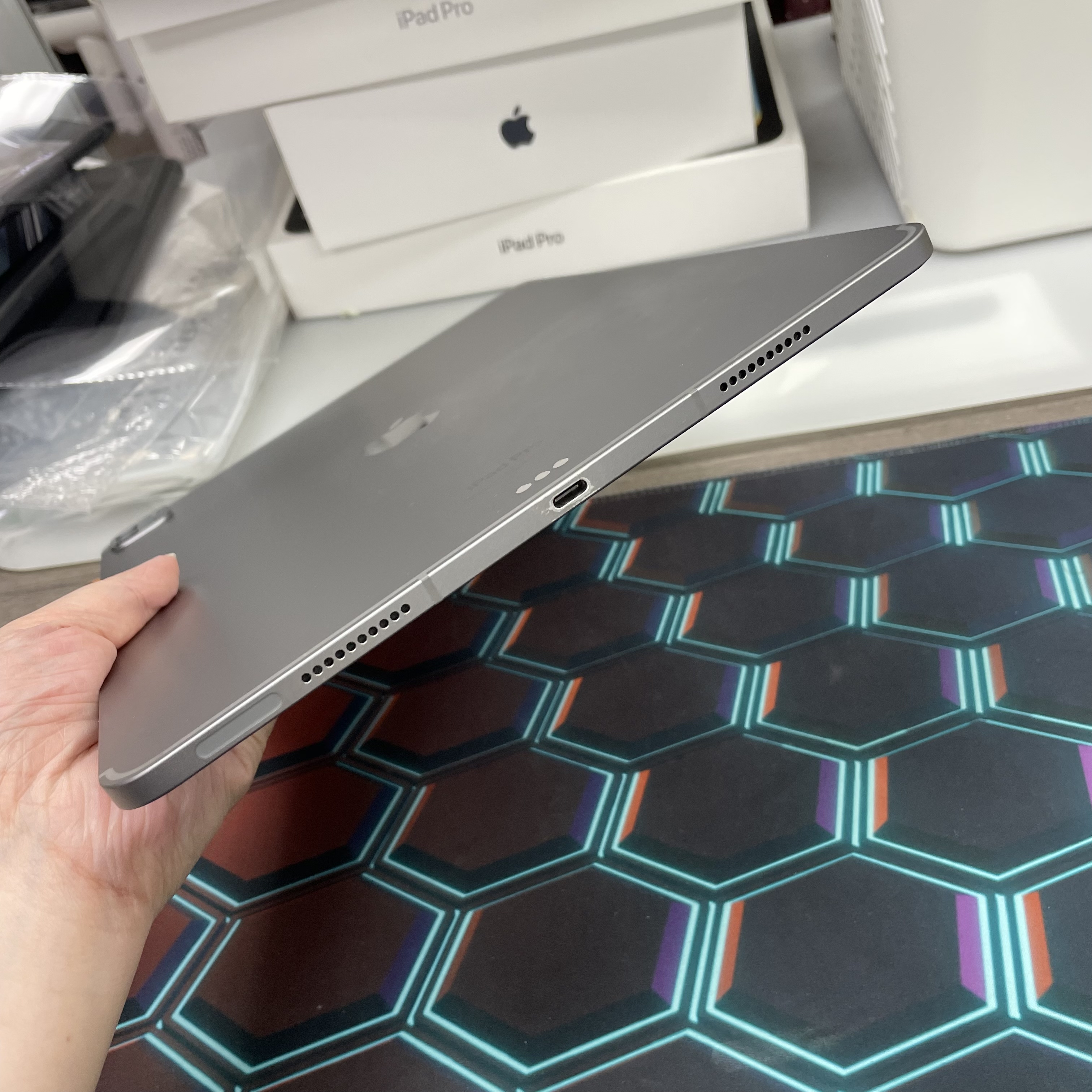 *774383BB iPad Pro 6 12.9吋 M2 勁靚機 256GB 插卡版 灰色 gray
