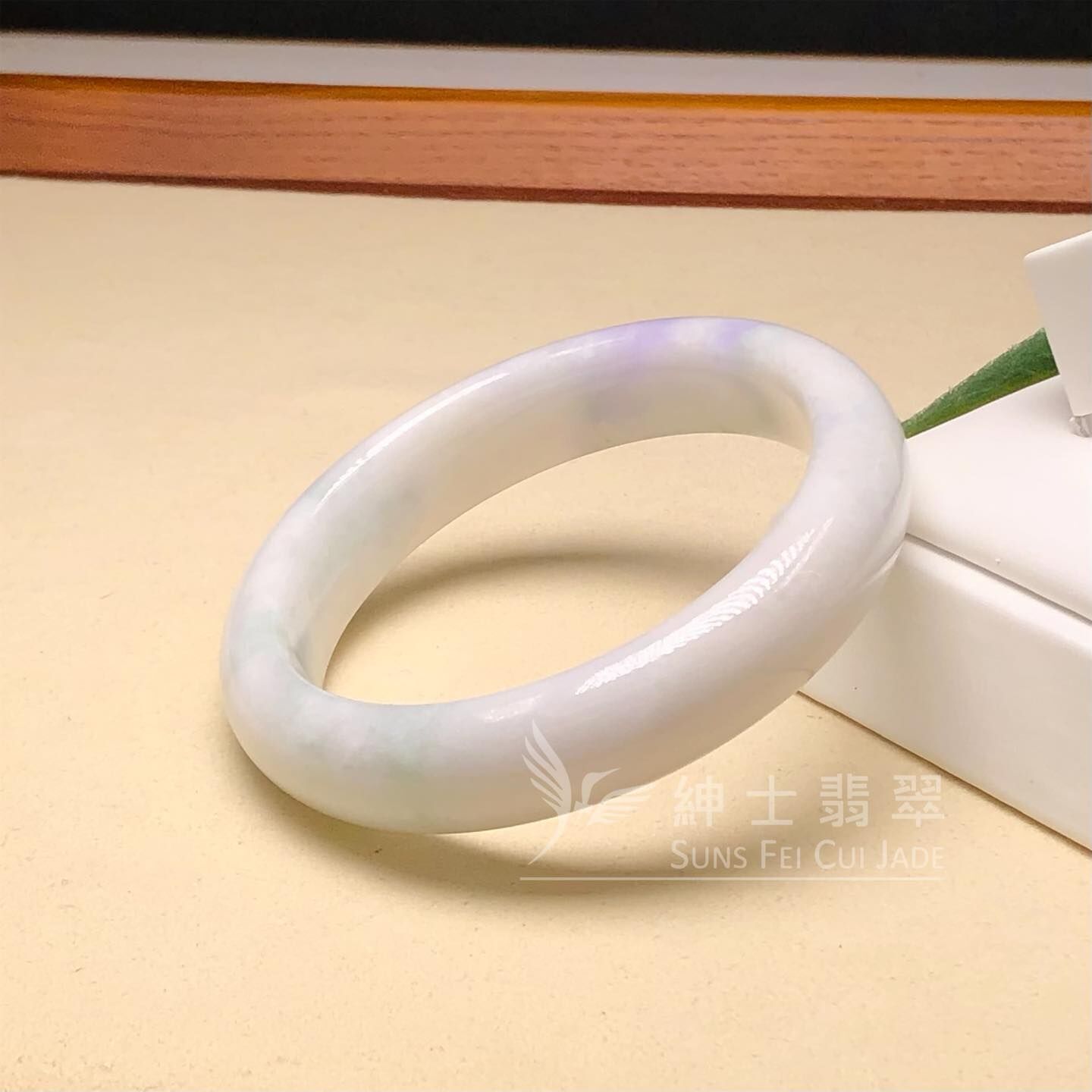 淡紫飄花福鐲51.6mm