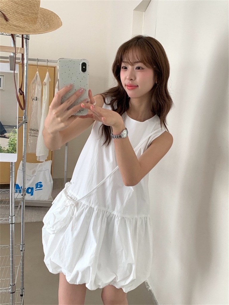 Agnes Puffy Dress free small crossbody bag 韩系减龄甜美背心花苞连衣裙配送🎁同色包包 ( 3 colours )