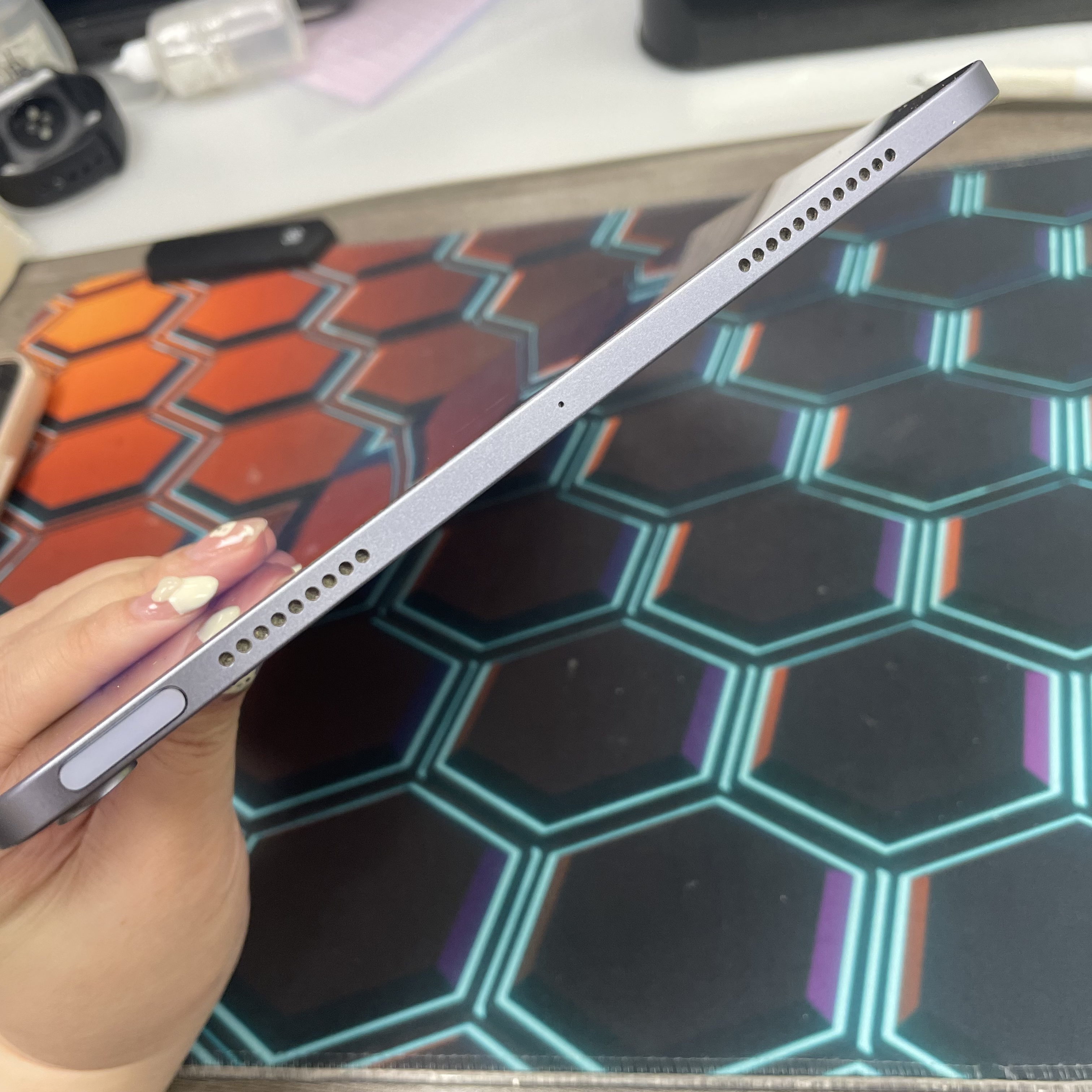*680586 iPad Air 5 勁靚機 256GB WIFI版 紫色 purple