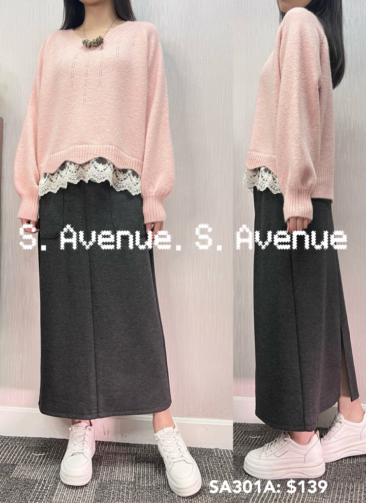 SA301A: 長袖燈籠袖V領腳lace冷衫