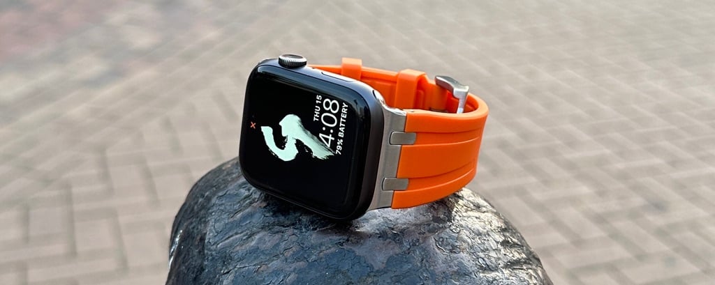 Simple mobile 2024 apple watch