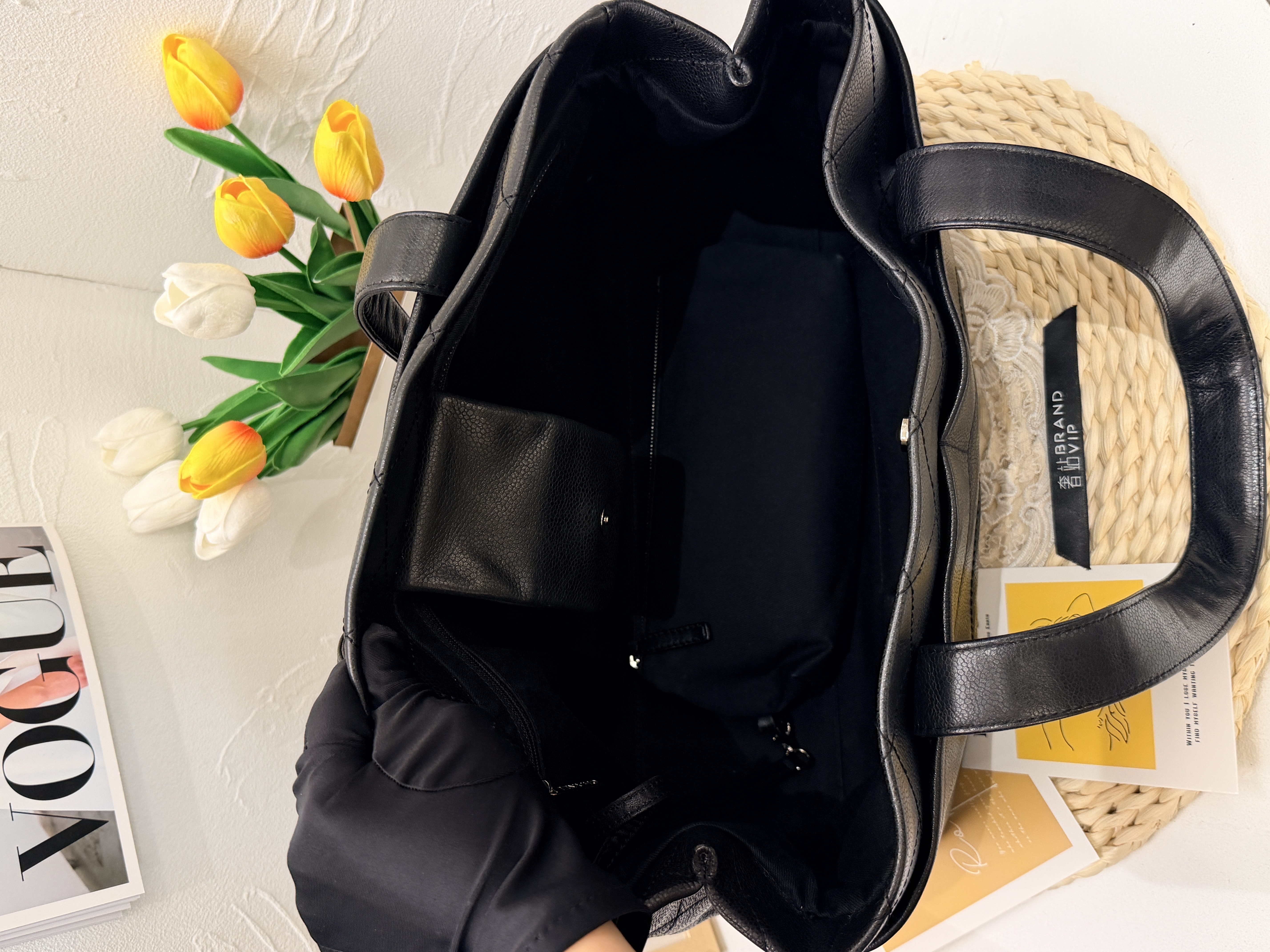 Chanel Caviar Skin tote bag 