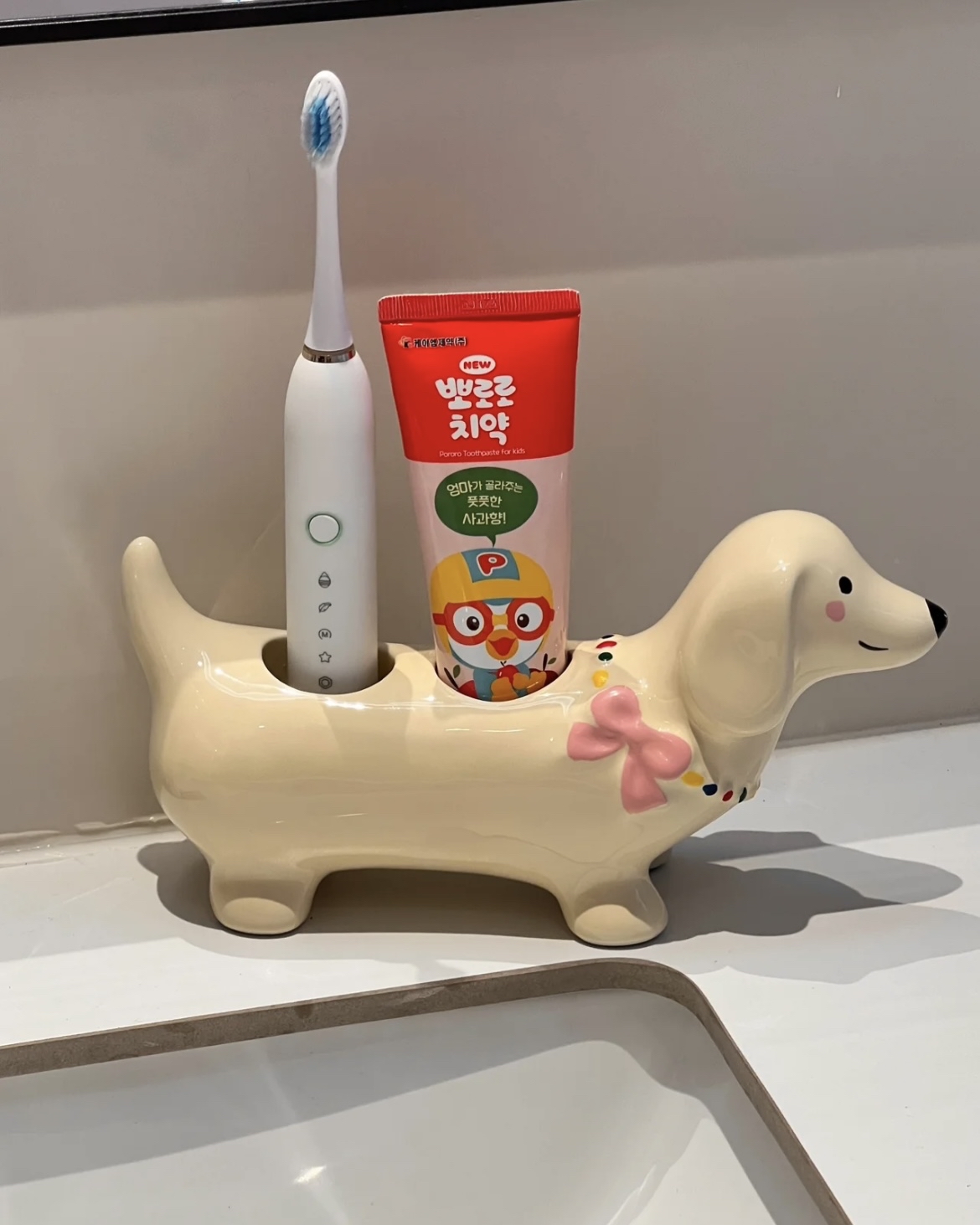 可愛臘腸狗牙刷架