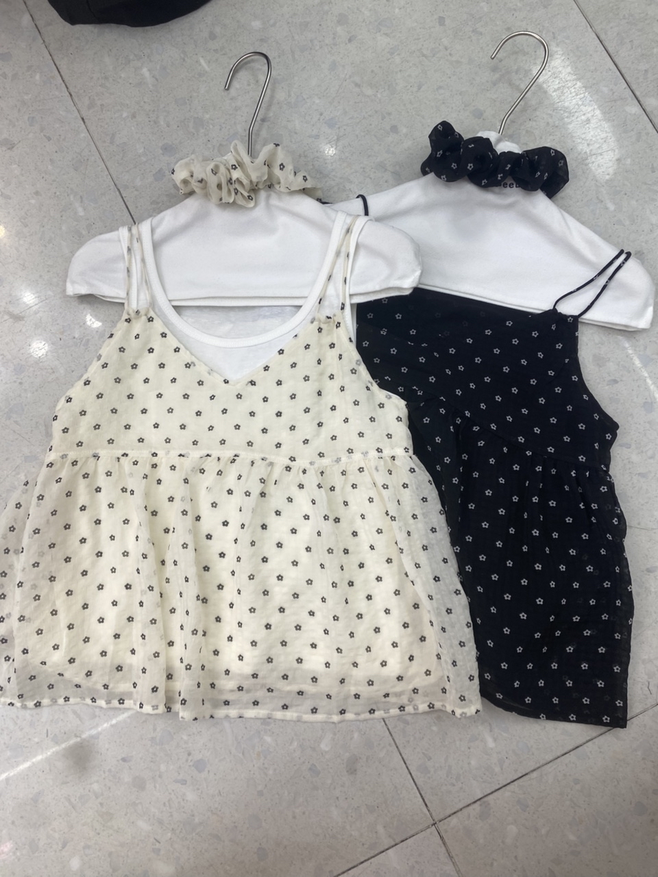 V领碎花吊带背心三件套