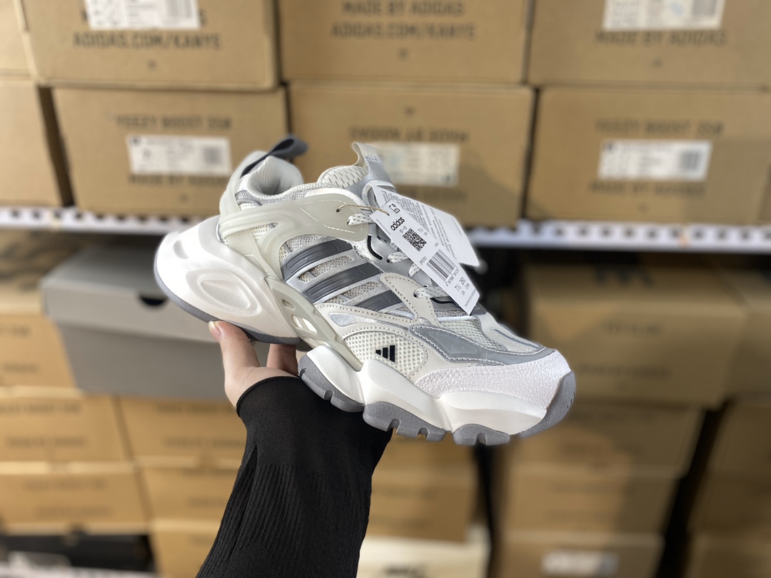 Adidas XLG Runner Deluxe JP5761