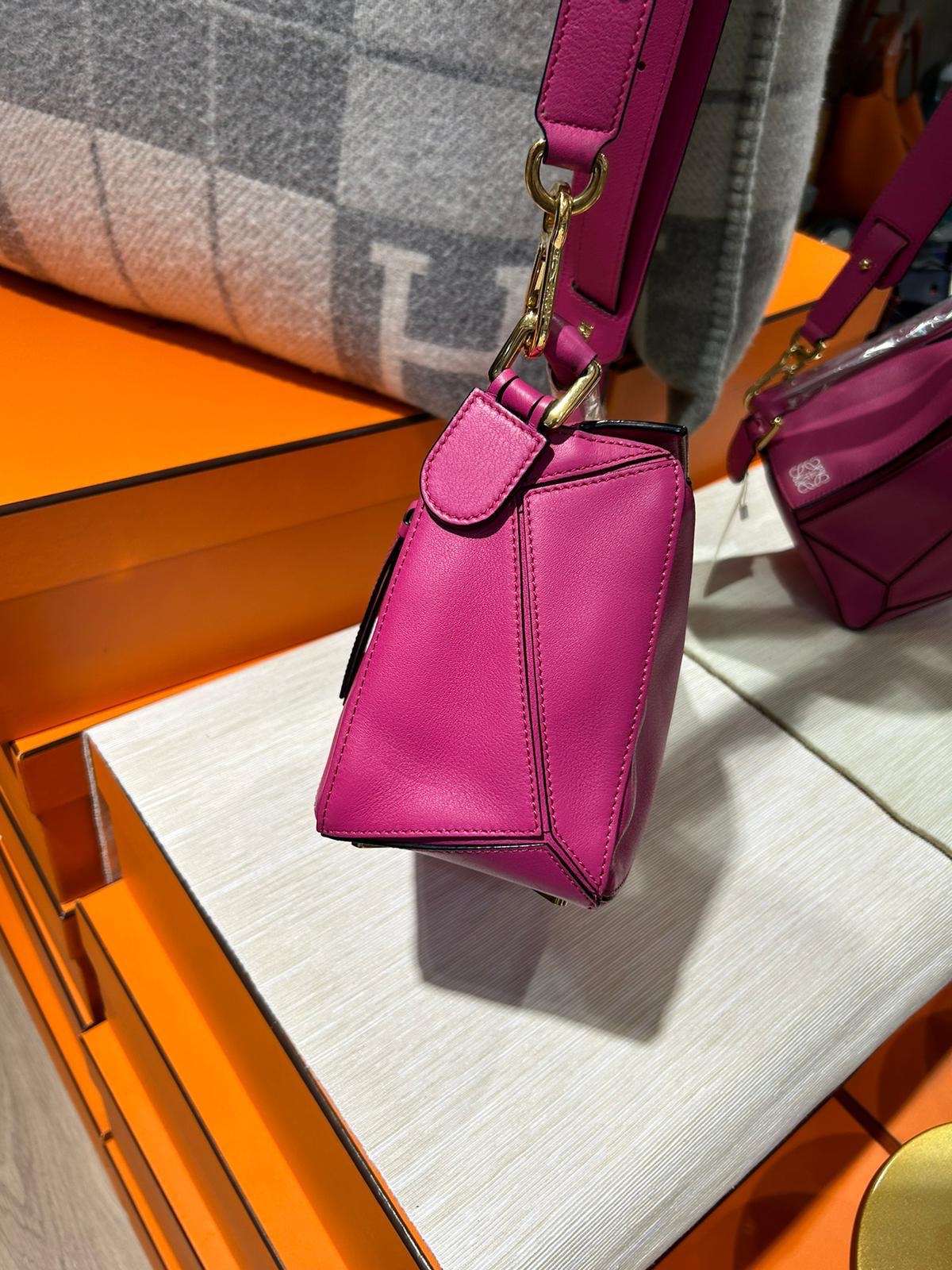 Loewe puzzle small calfskin 100%Authentic,95%new ✅strap✅dust bag