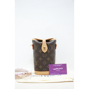 Louis Vuitton MONOGRAM Fold me pouch (M80874)