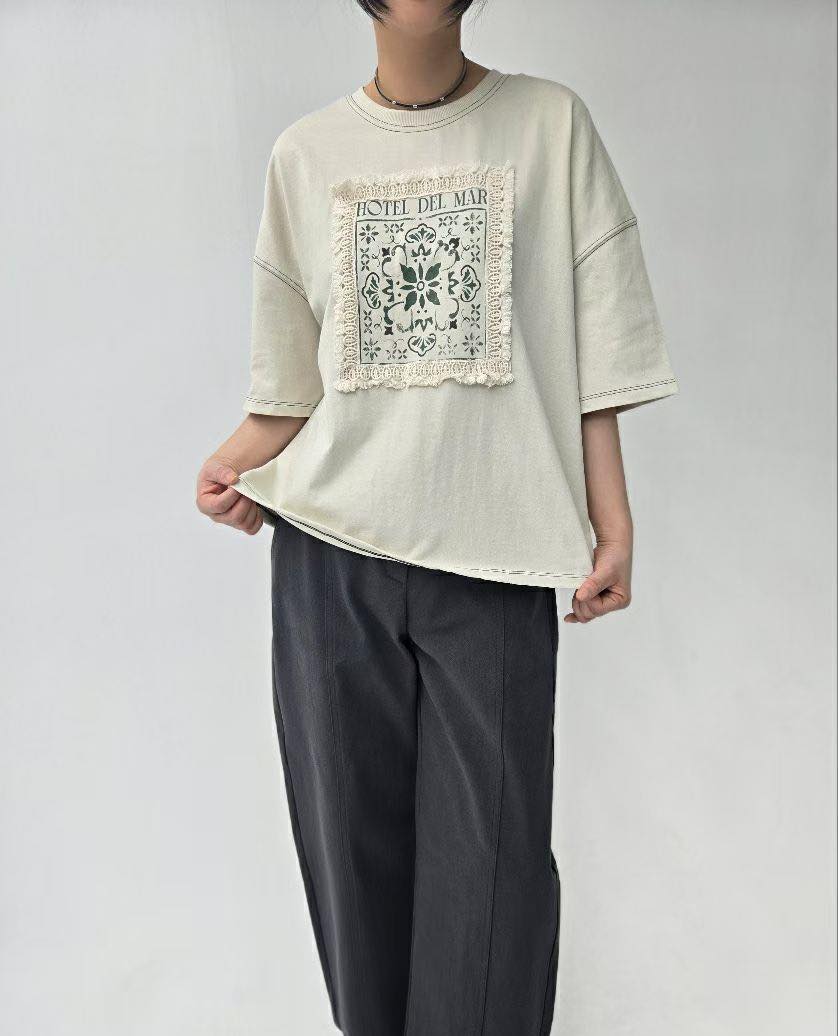 流蘇勾花邊短袖tee