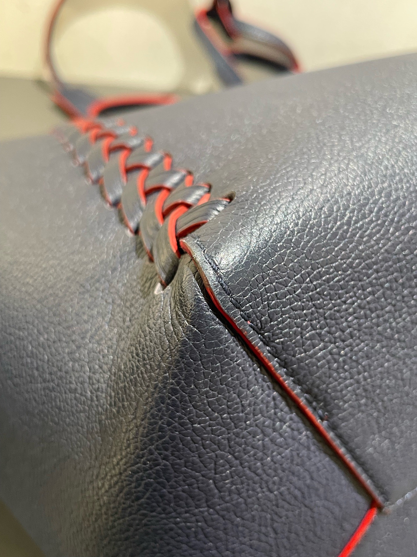 【預訂貨品】LV 限量編織深藍色全皮 Lockme tote 