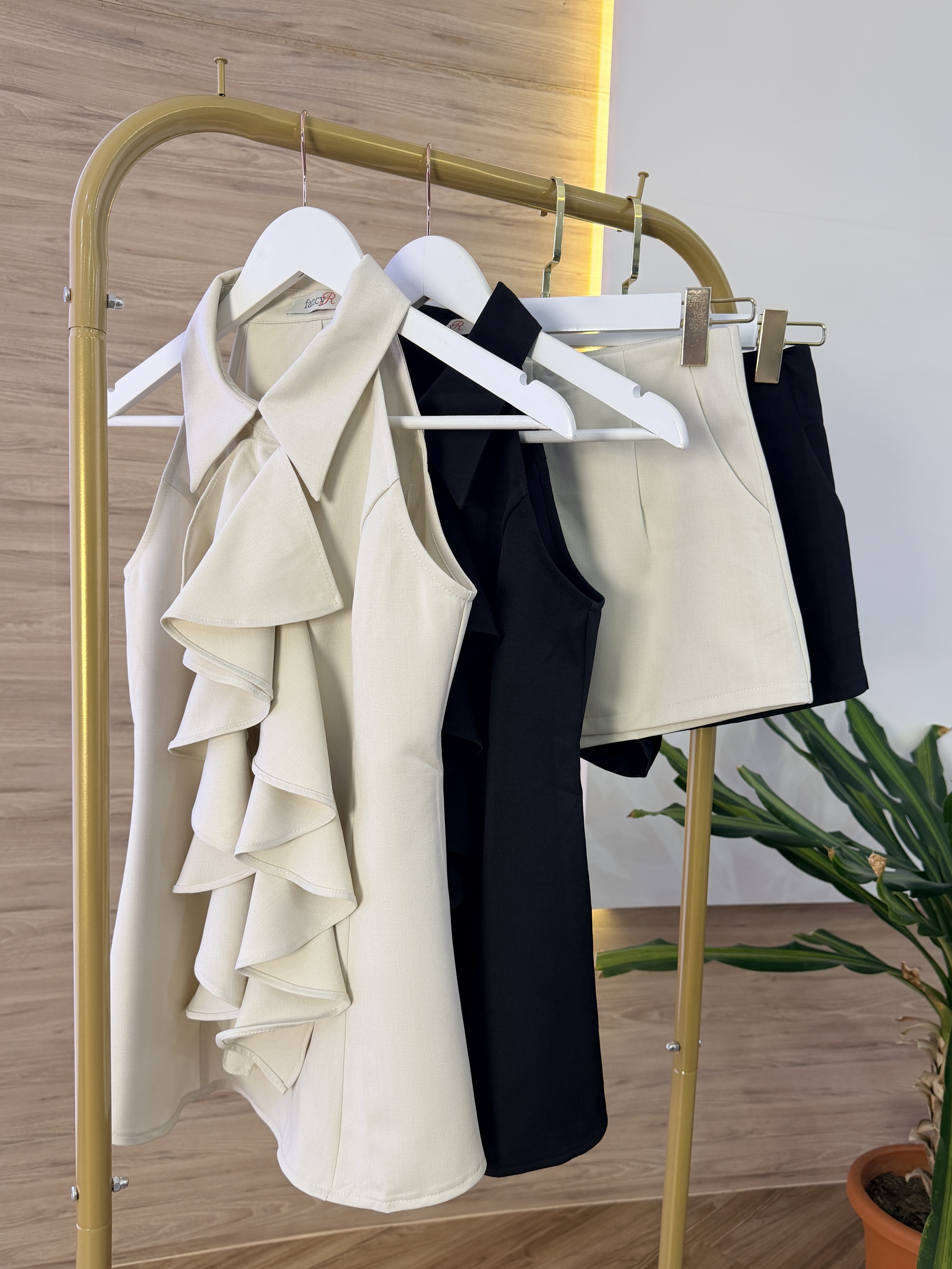 Sylvia Ruffle Set Wear