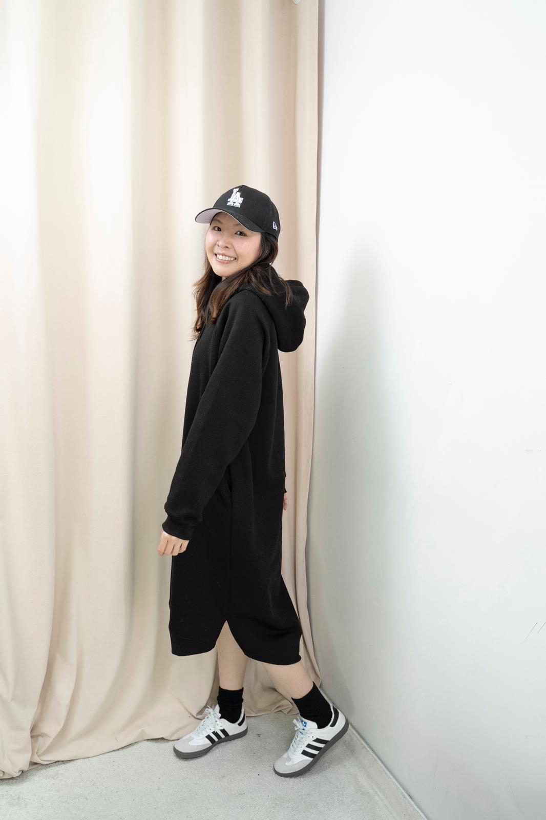 加絨有帽衞衣連身裙（黑色）