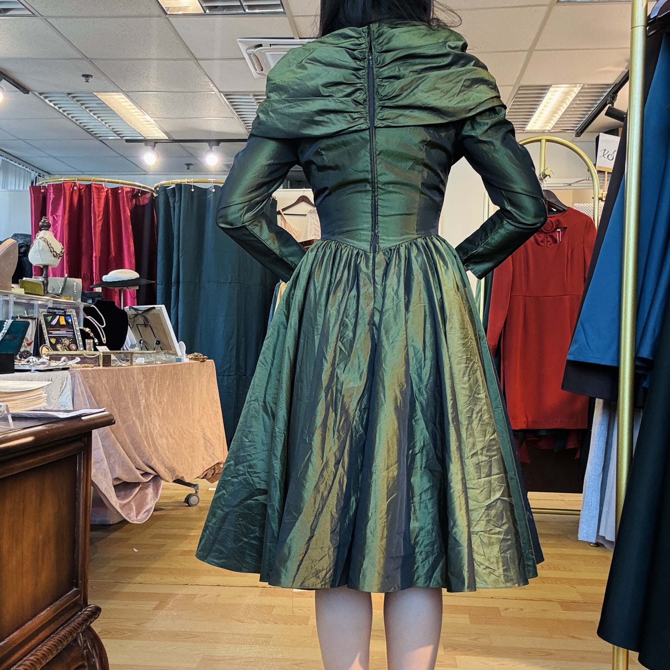 Rare! Vintage Olive Green 1980s does 1950s Cocktail Dress (MT2266)