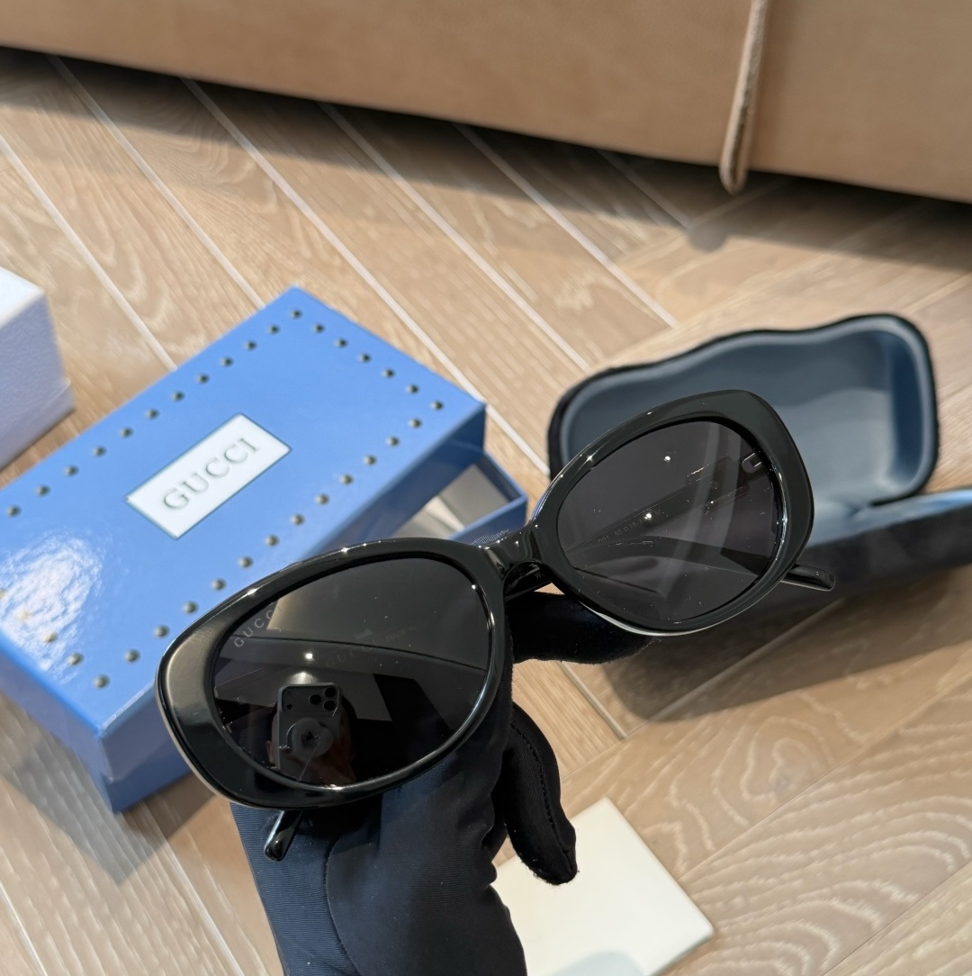GUCCI 貓眼太陽眼鏡