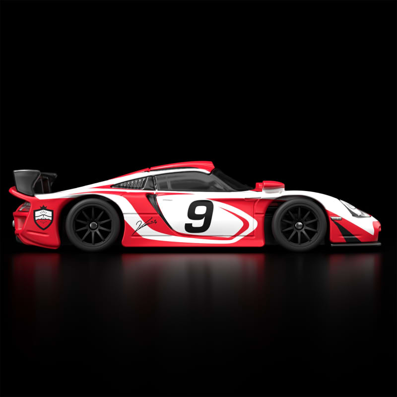 預訂 Pre Order - Hot Wheels x Robert Lewandowski x 1997 Porsche 911 GT1 Hotwheels