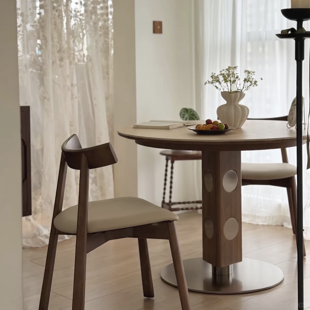 家用細單位方變橢圓岩板餐枱 中復古風 可伸縮摺疊實木食飯枱 Dining table