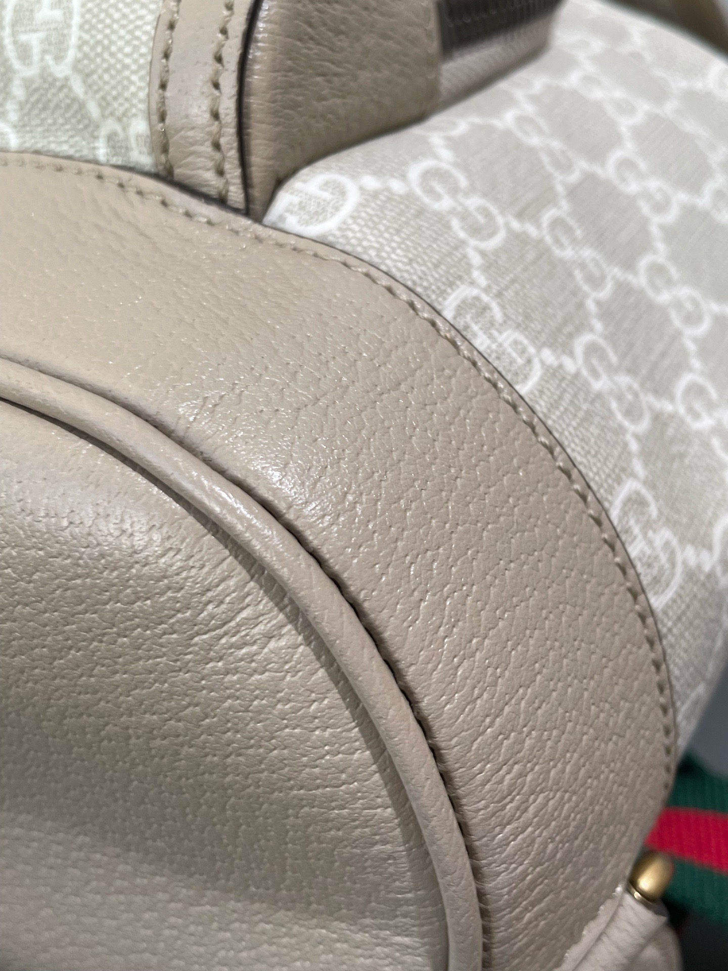 【預訂貨品】Gucci 燕麥色老花書包🎒