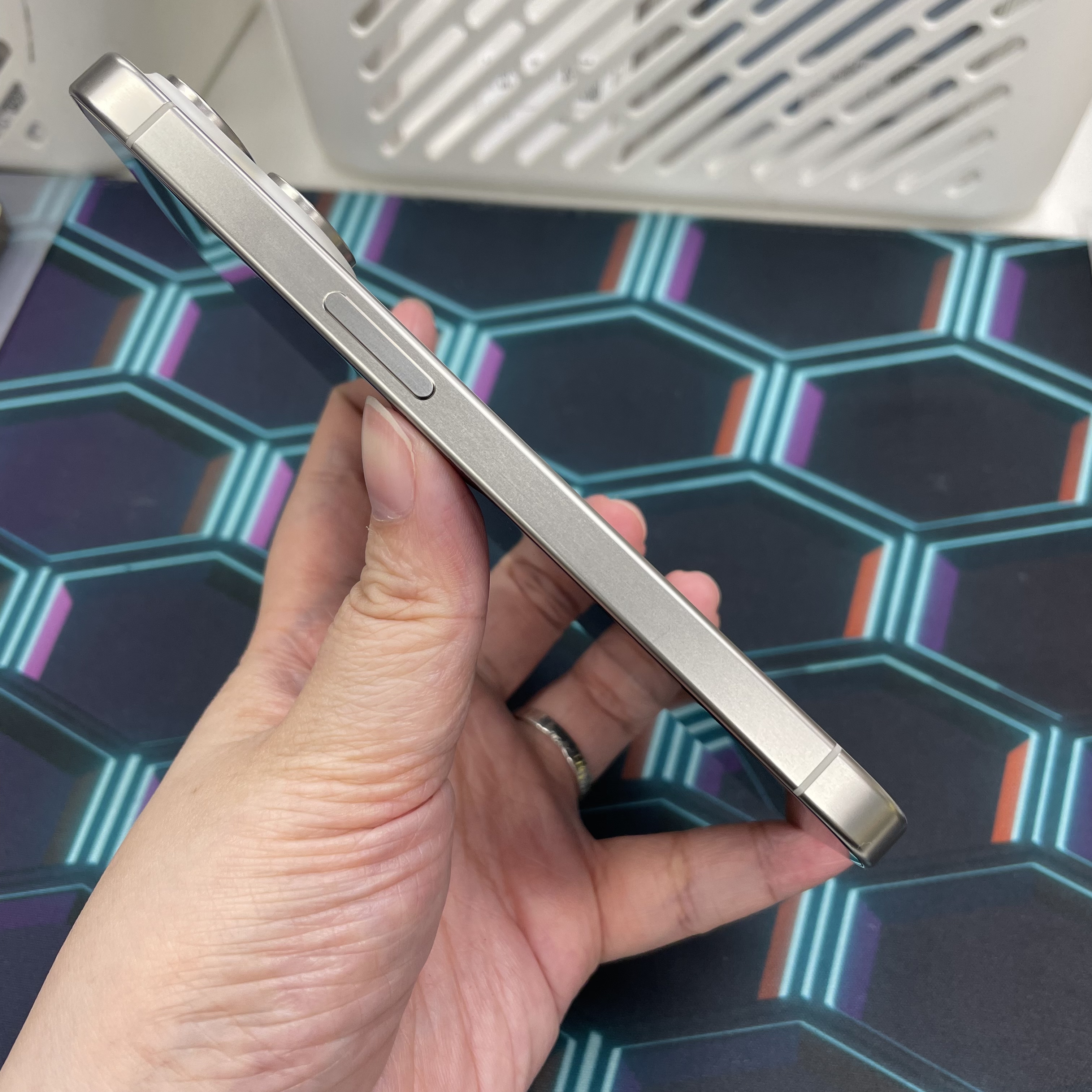 *6444 15 pro 勁靚機 128GB 電81 白色 white