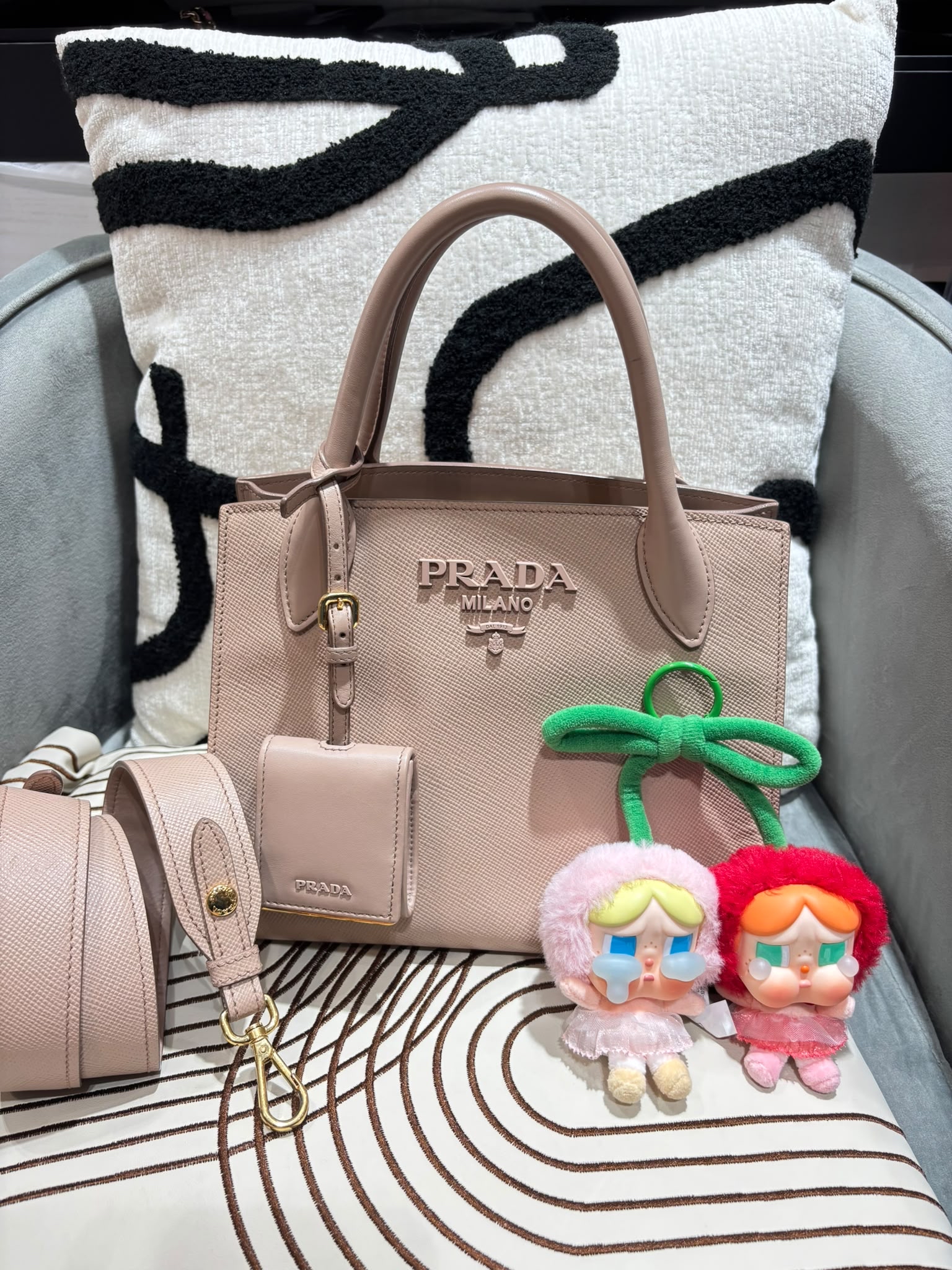Prada shoulder bag 2way bag  100%Authentic, 95%New