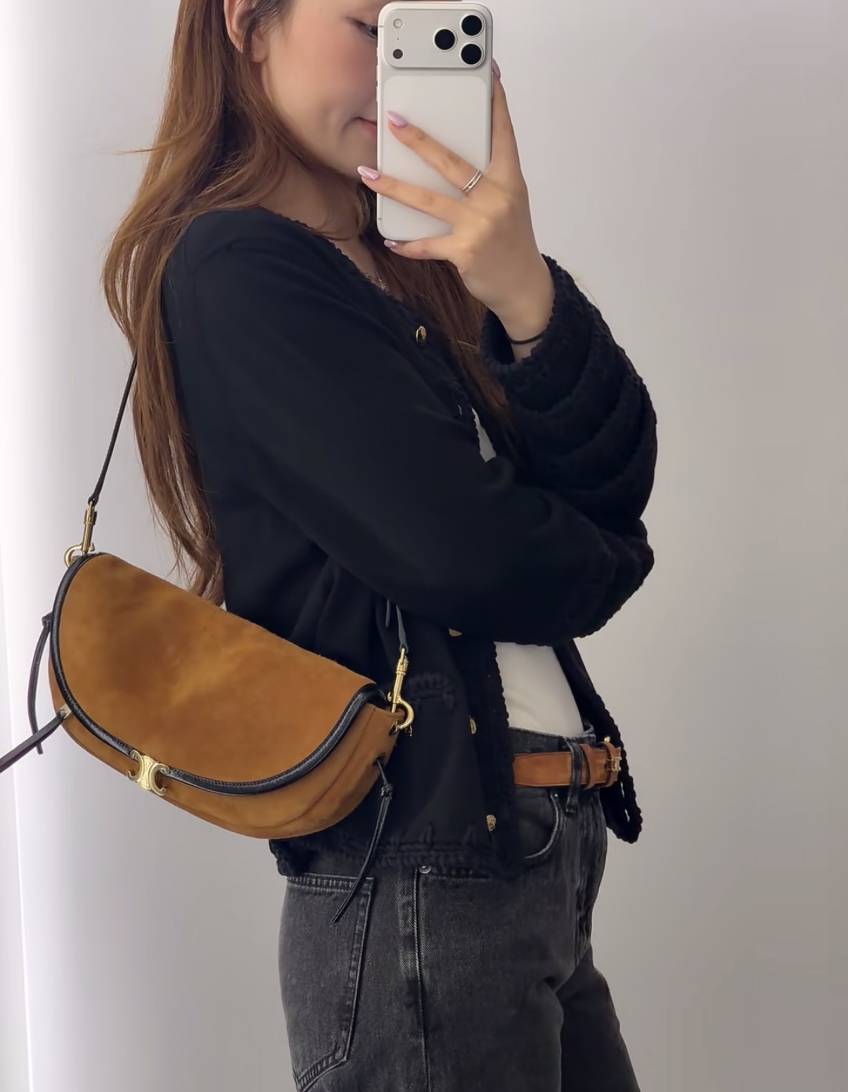 限時優惠✨新款🆕訂貨🍒Celine little halfmoon in suede  軟乎乎的焦糖色麂皮✨好有鬆弛感 Size 25x13x5cm