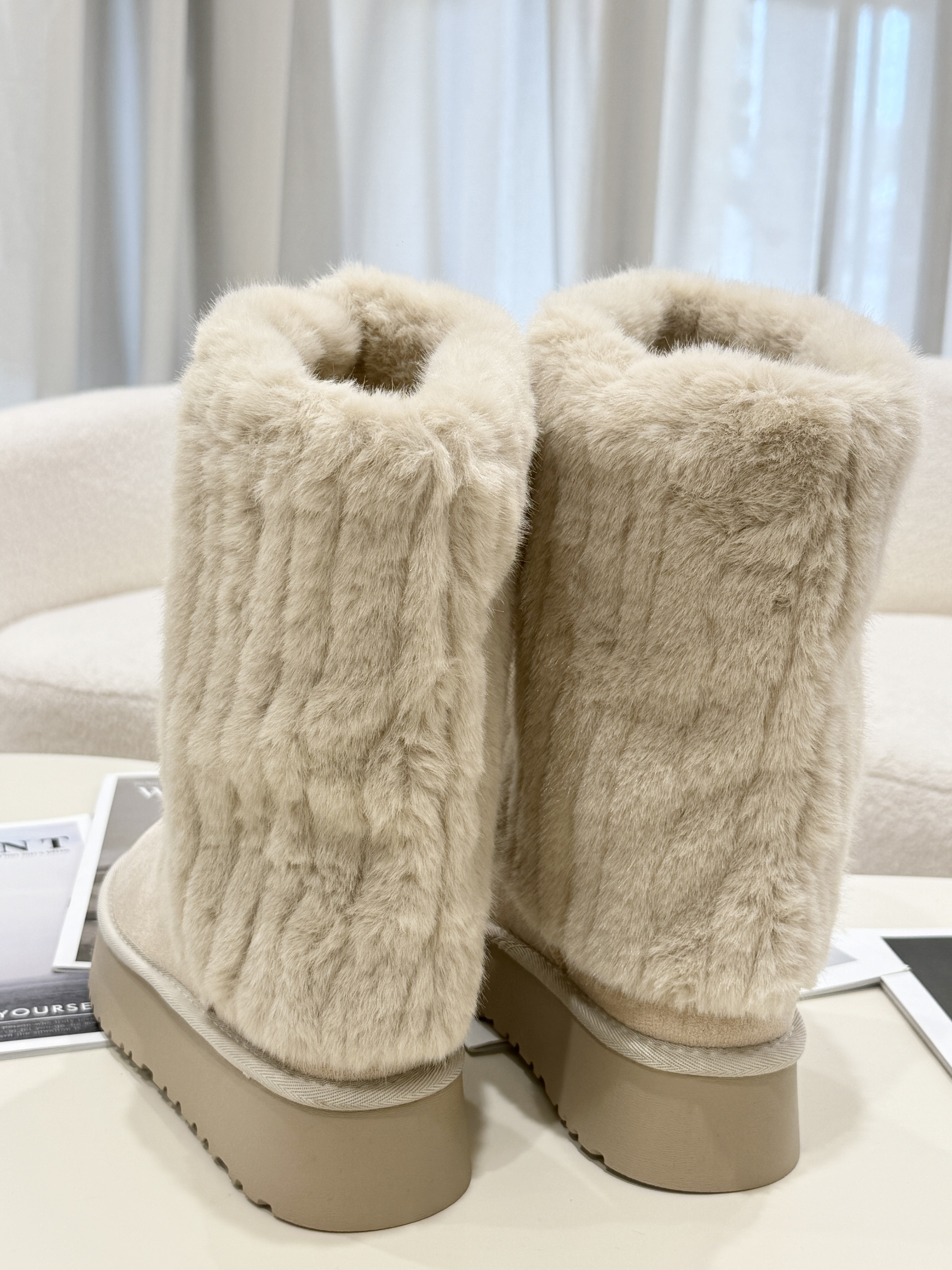 TA66 雪地毛毛袜套靴