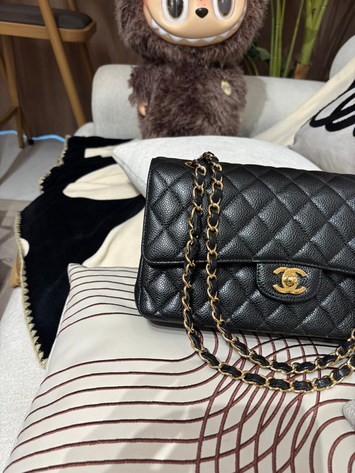 Chanel Classic Flap Medium 25cm A01112 CF25 黑色荔枝牛枝金扣 100%Authentic, 99%New ✅25Card✅Dust bag✅Box